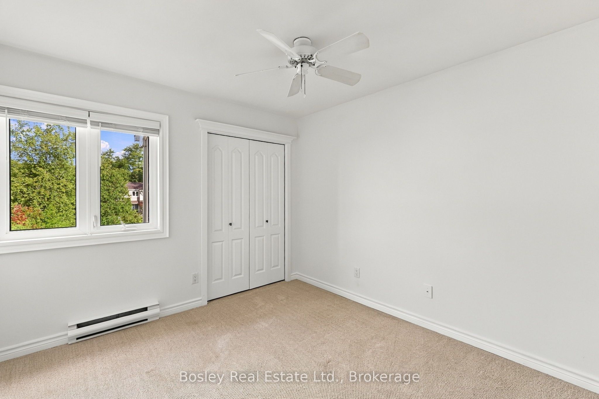552 Oxbow Crescent Property Photo 24