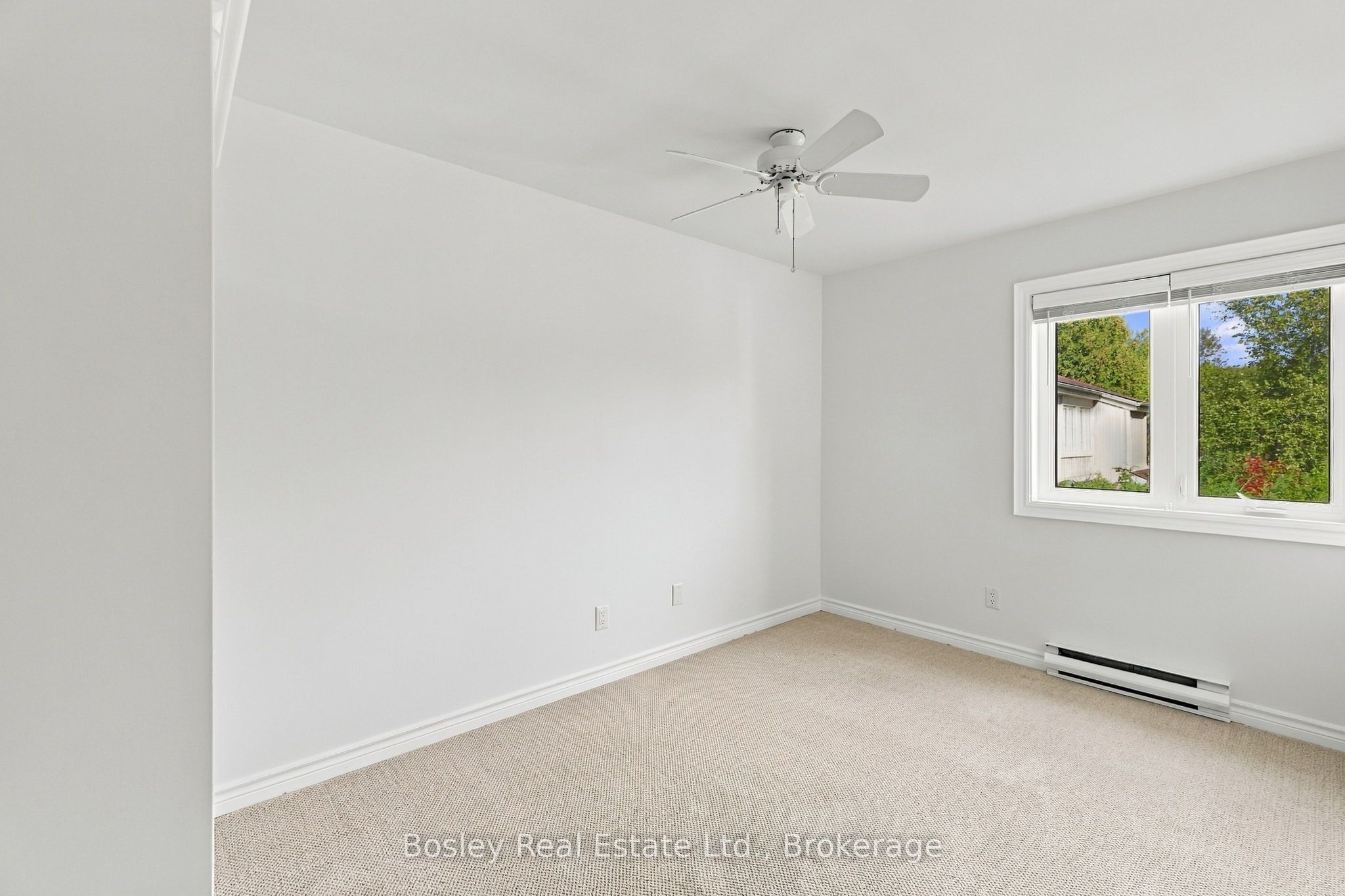 552 Oxbow Crescent Property Photo 25