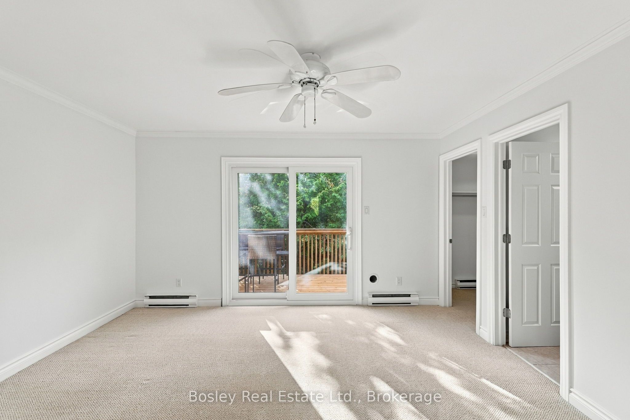 552 Oxbow Crescent Property Photo 27