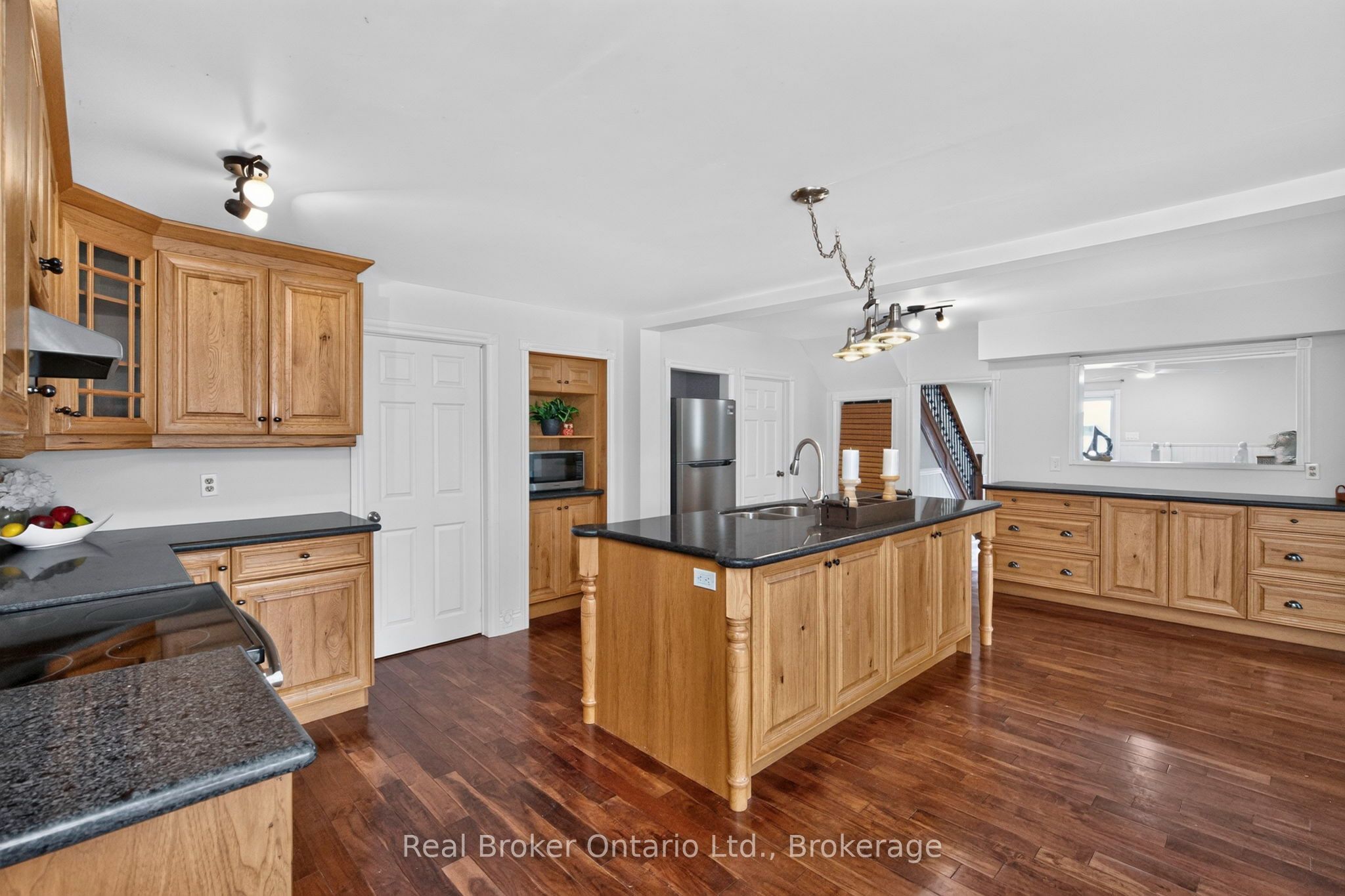 320 Lafontaine Road W Property Photo 8