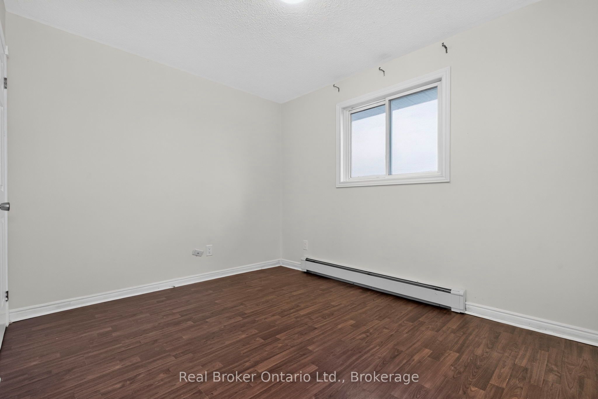 320 Lafontaine Road W Property Photo 18
