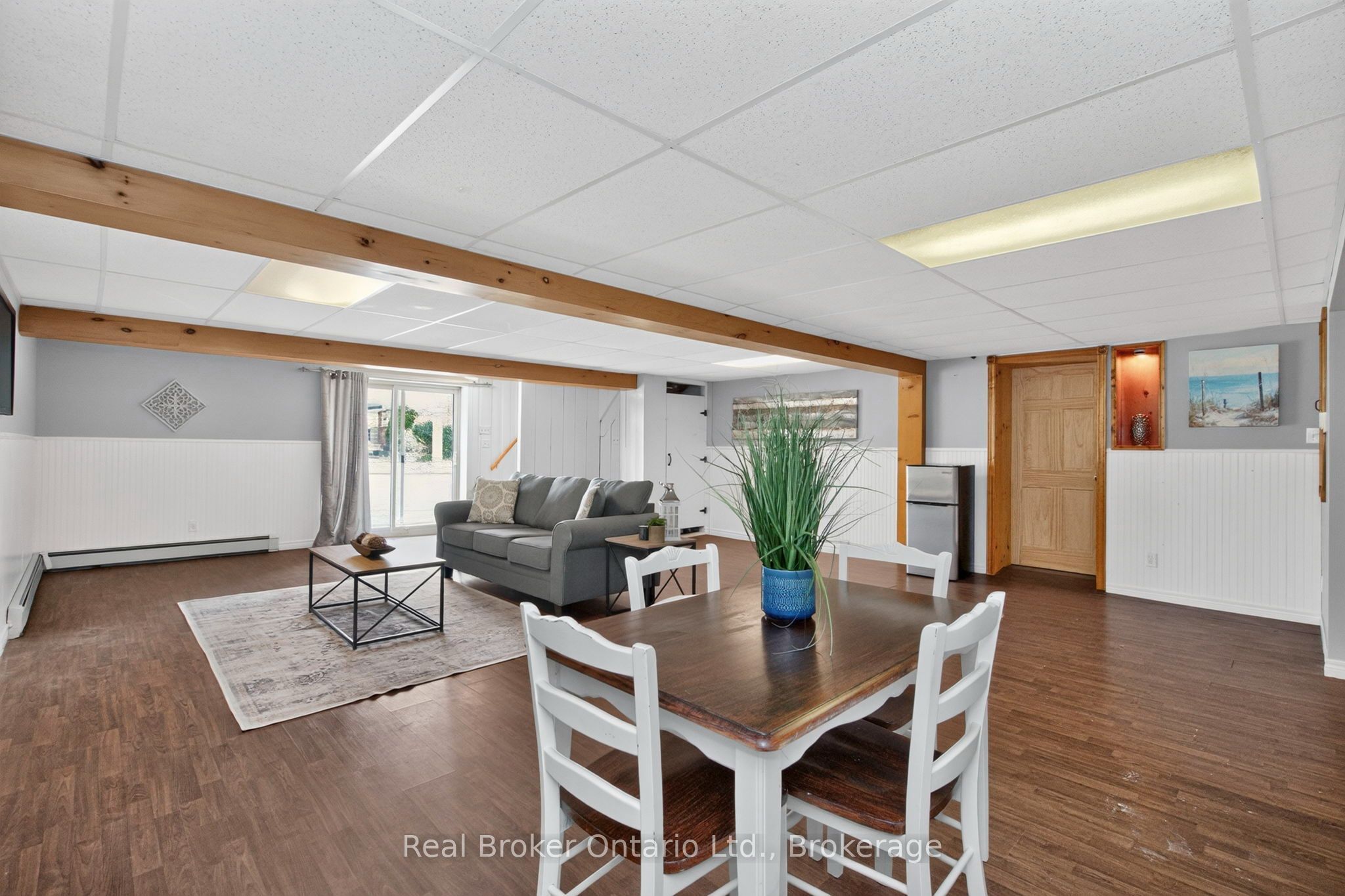320 Lafontaine Road W Property Photo 25