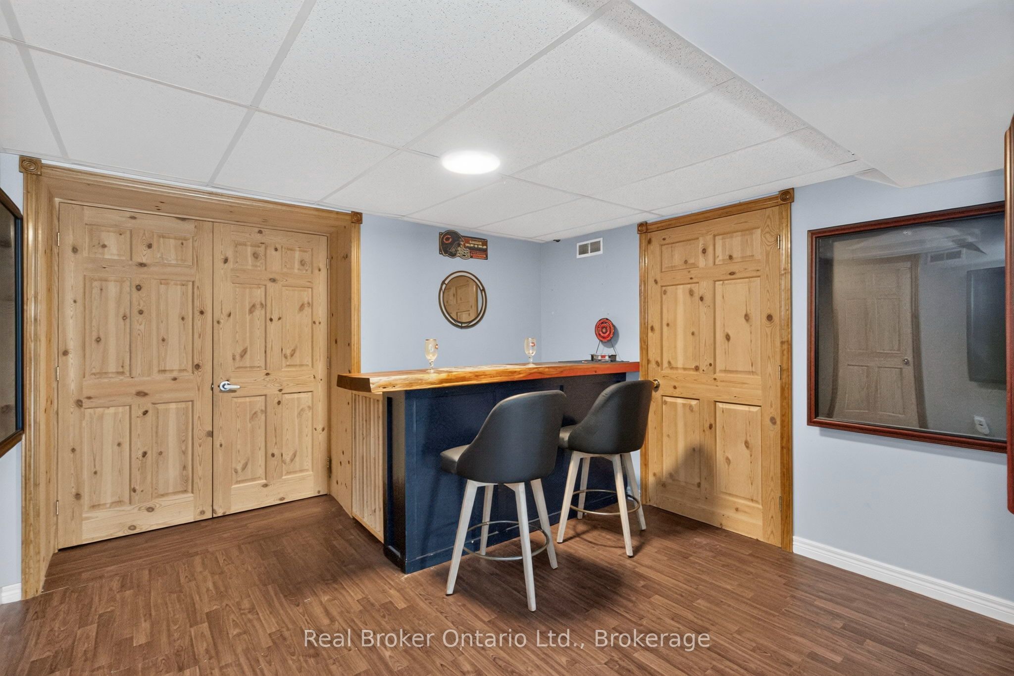 320 Lafontaine Road W Property Photo 26