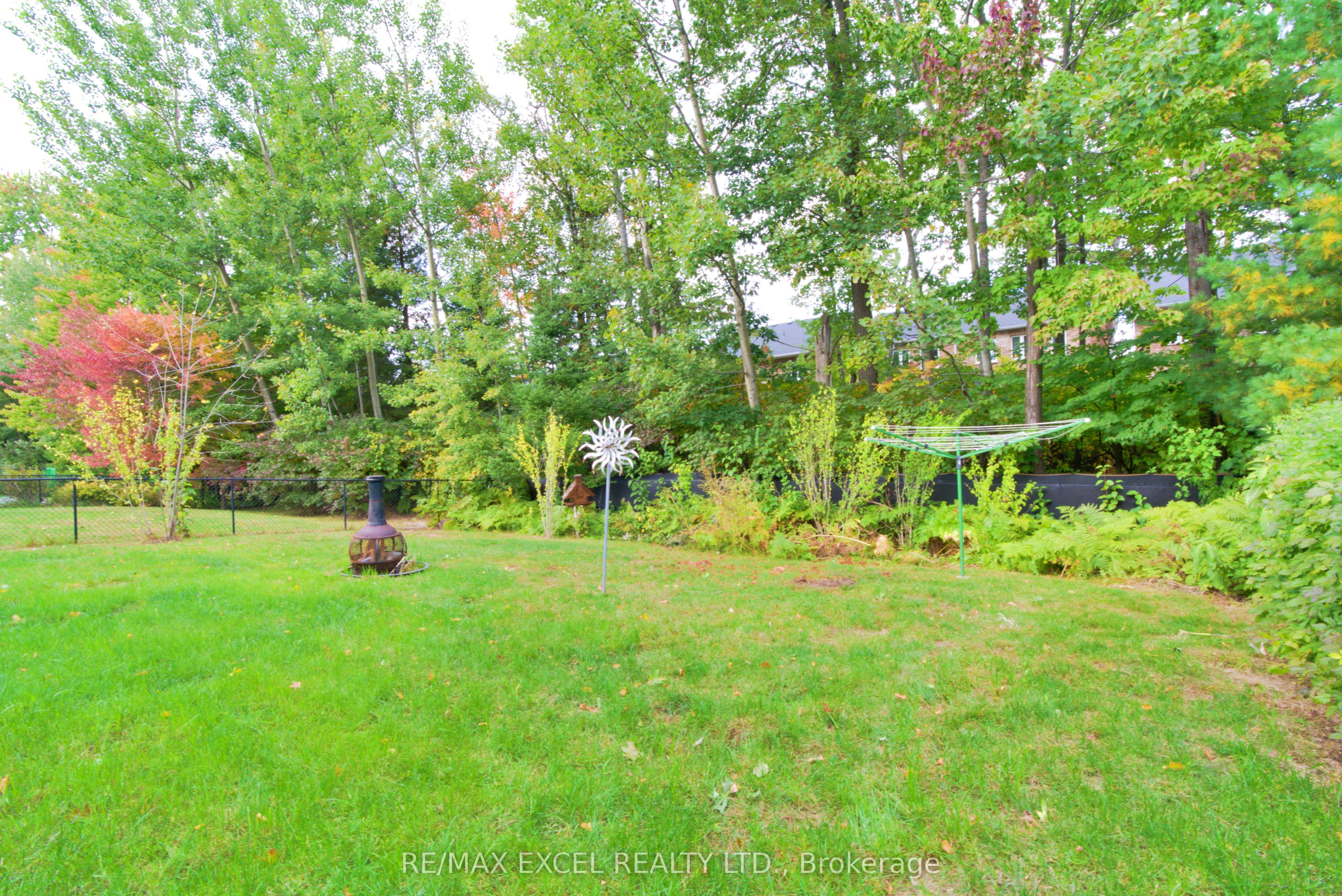 12 Cardinal Way Property Photo 27