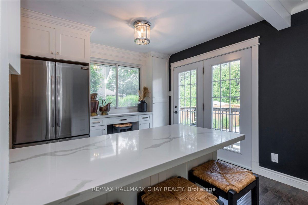 19 Highcroft Road Property Photo 9