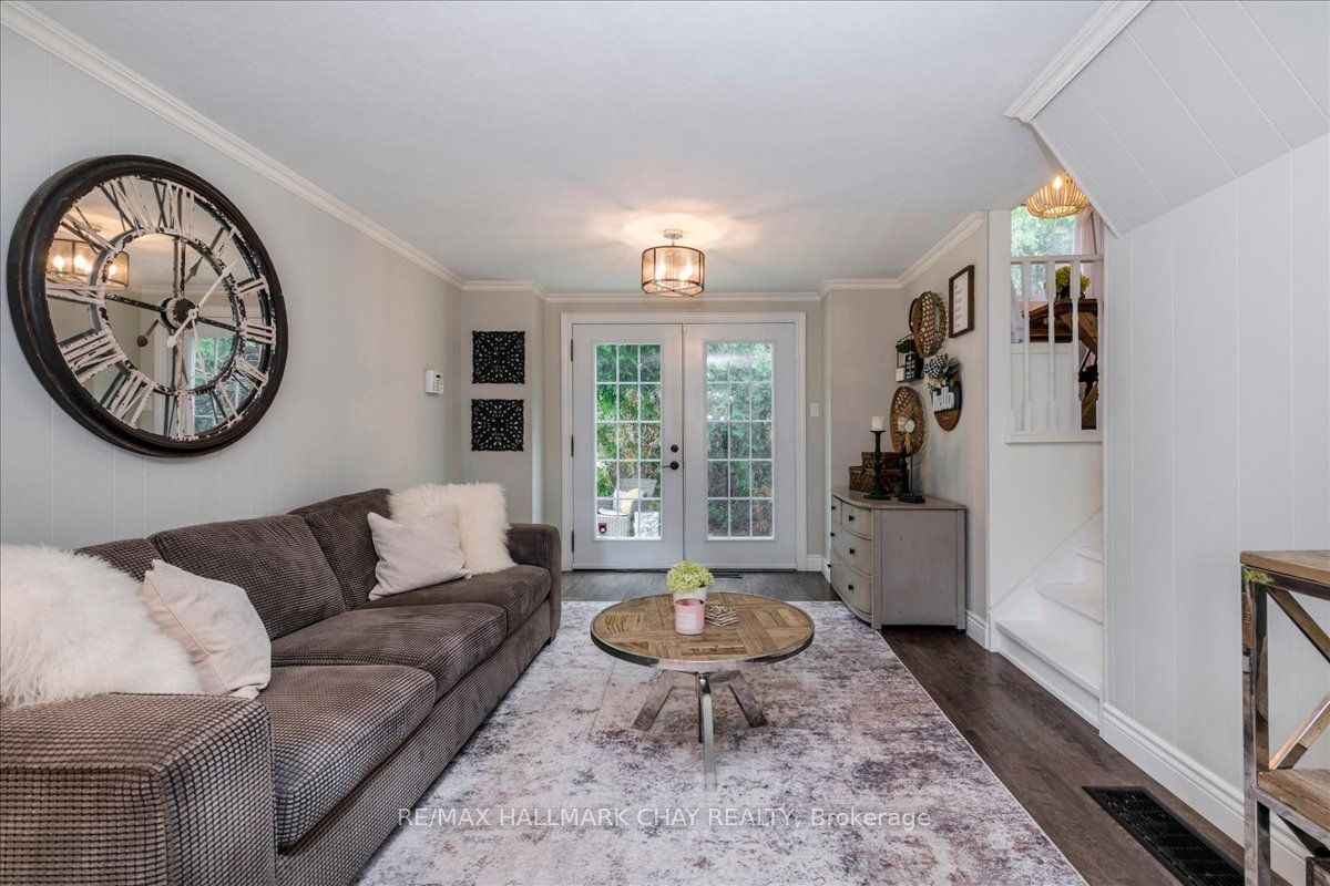 19 Highcroft Road Property Photo 17