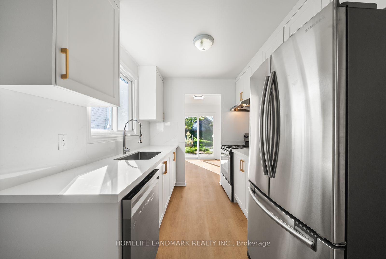 39 D'ambrosio Drive Property Photo 11