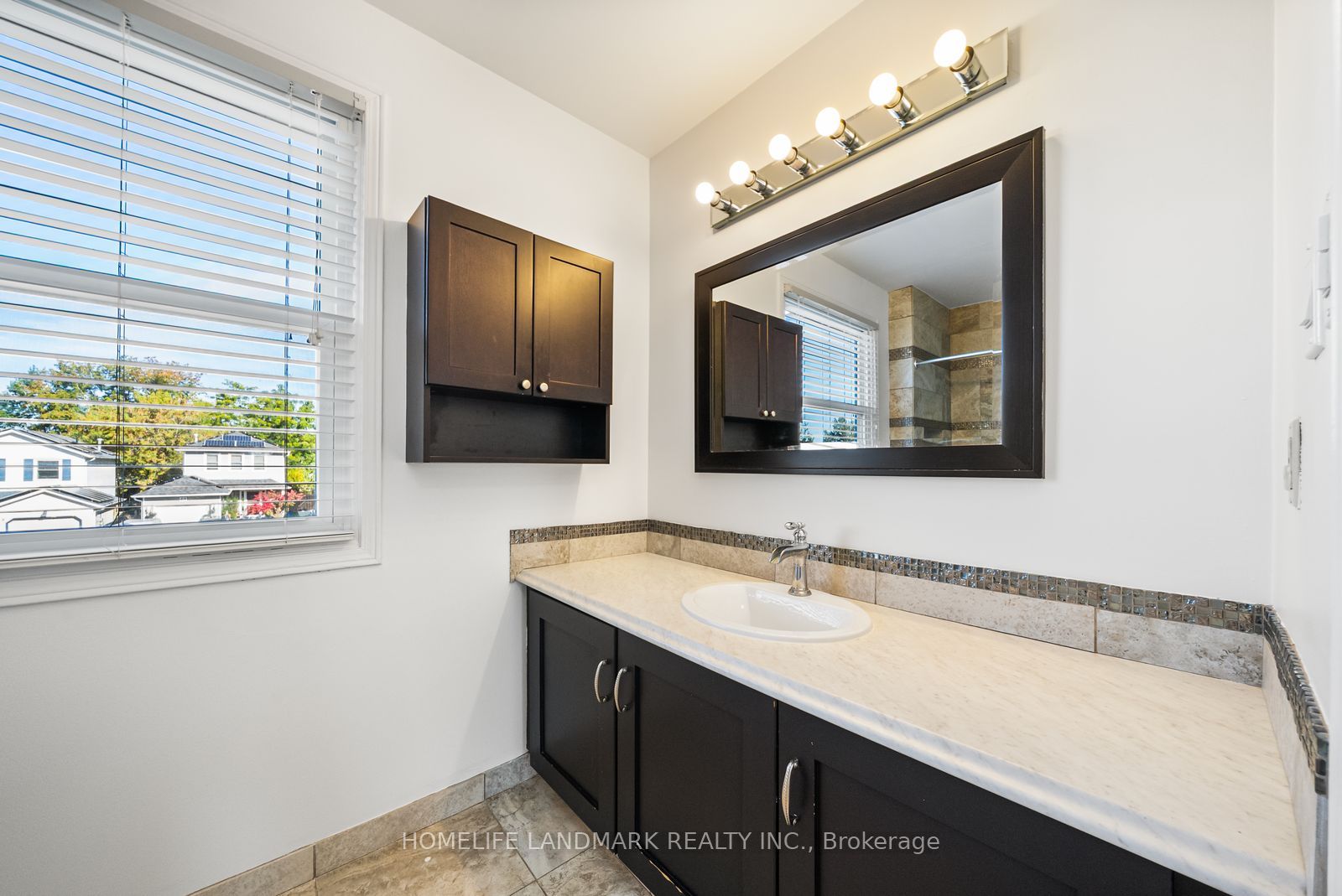 39 D'ambrosio Drive Property Photo 20