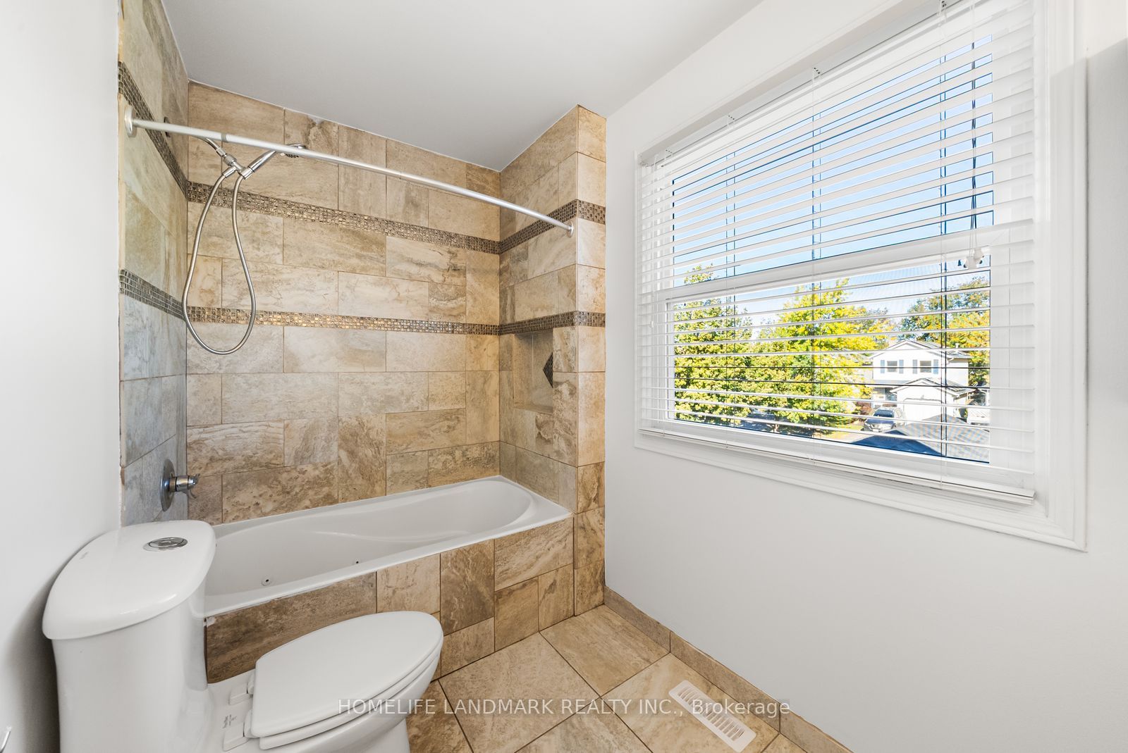 39 D'ambrosio Drive Property Photo 21