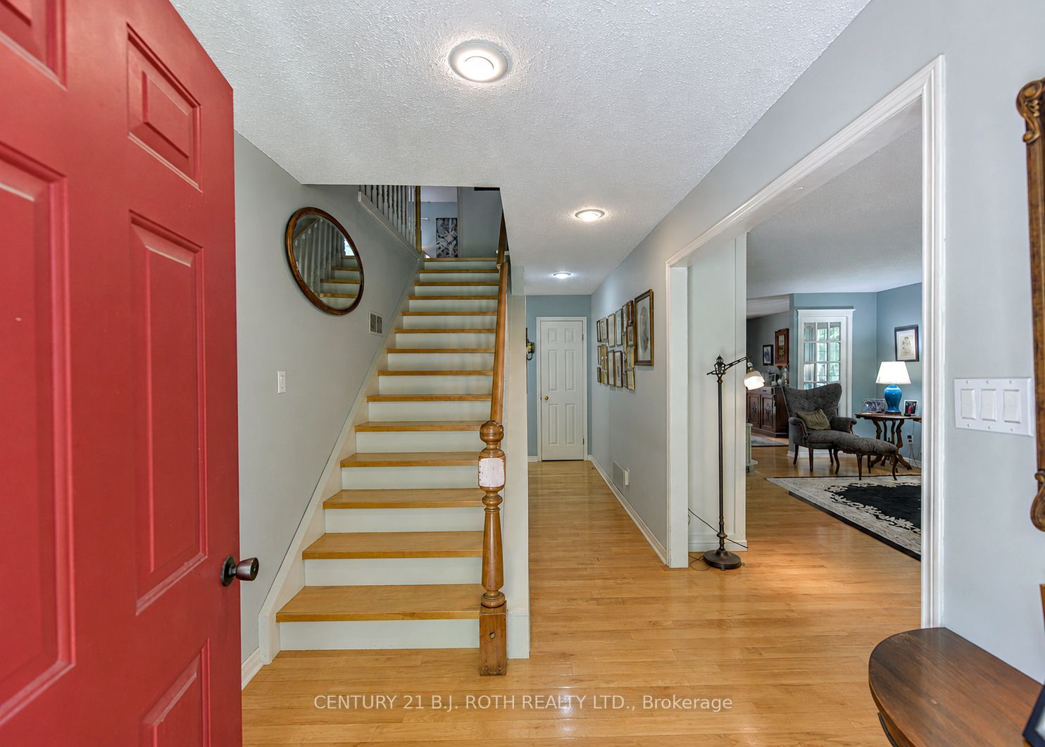 652 Warminster Side Road Property Photo 5