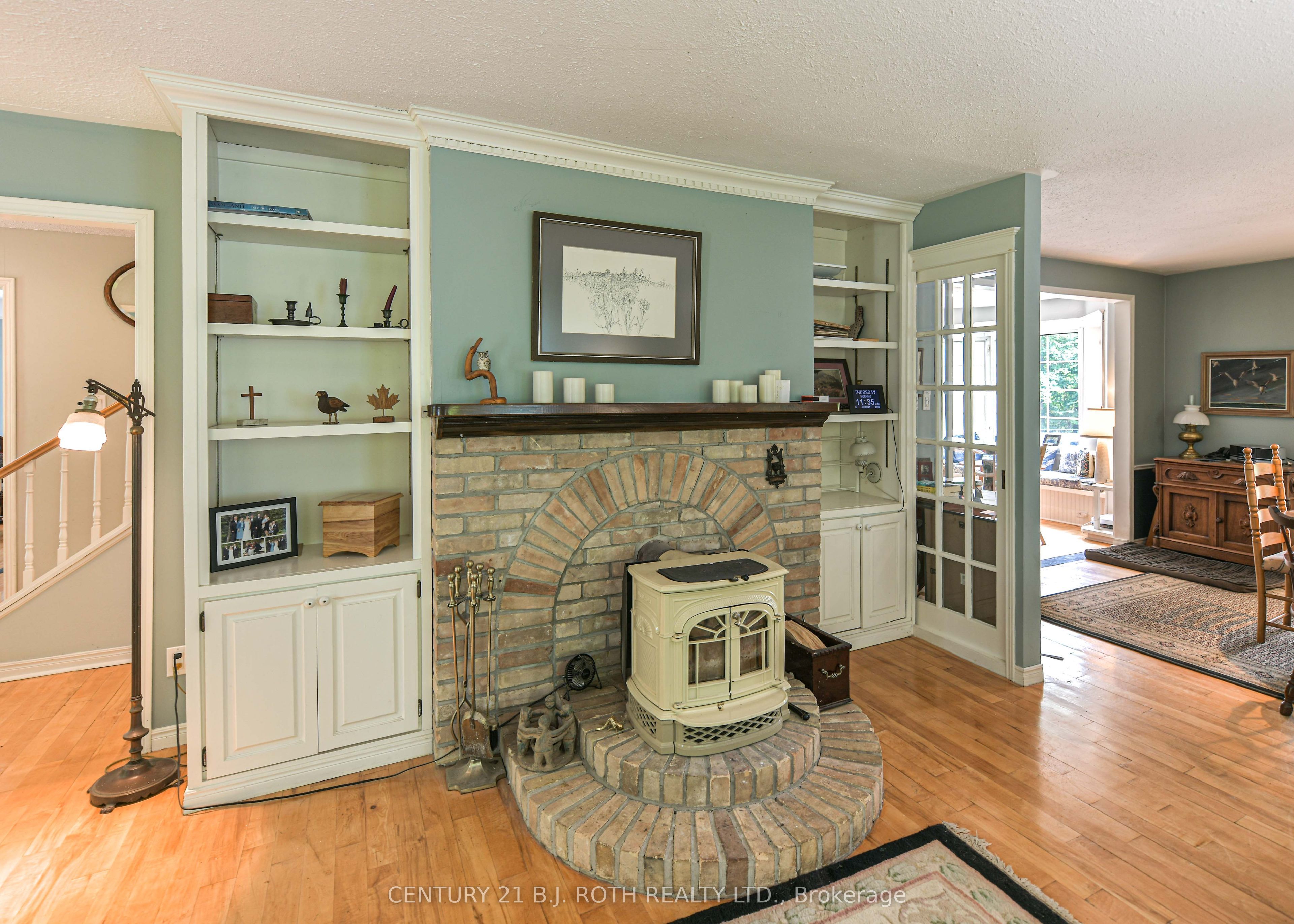 652 Warminster Side Road Property Photo 7