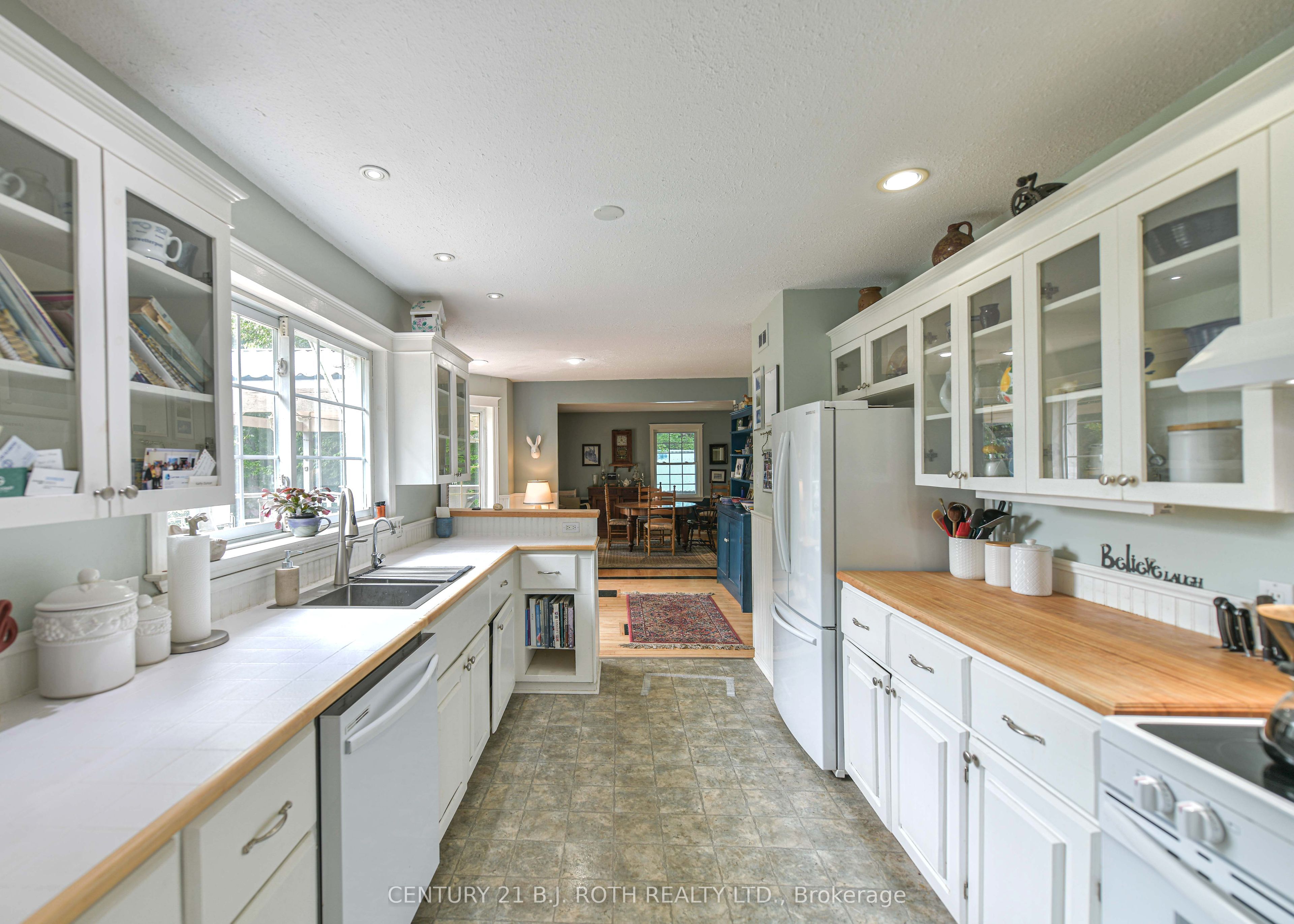 652 Warminster Side Road Property Photo 14
