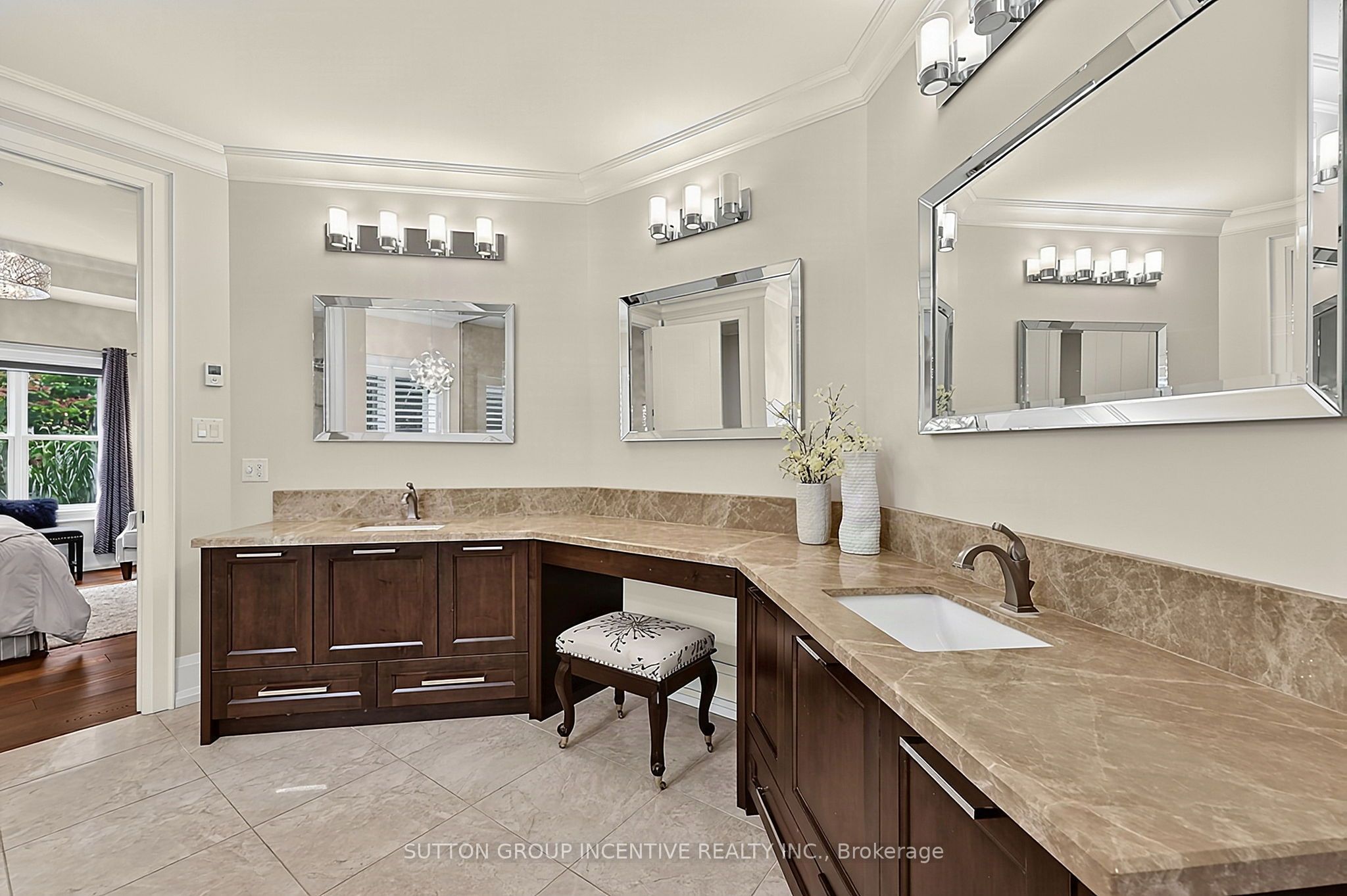 18 Wendat Trail Property Photo 40
