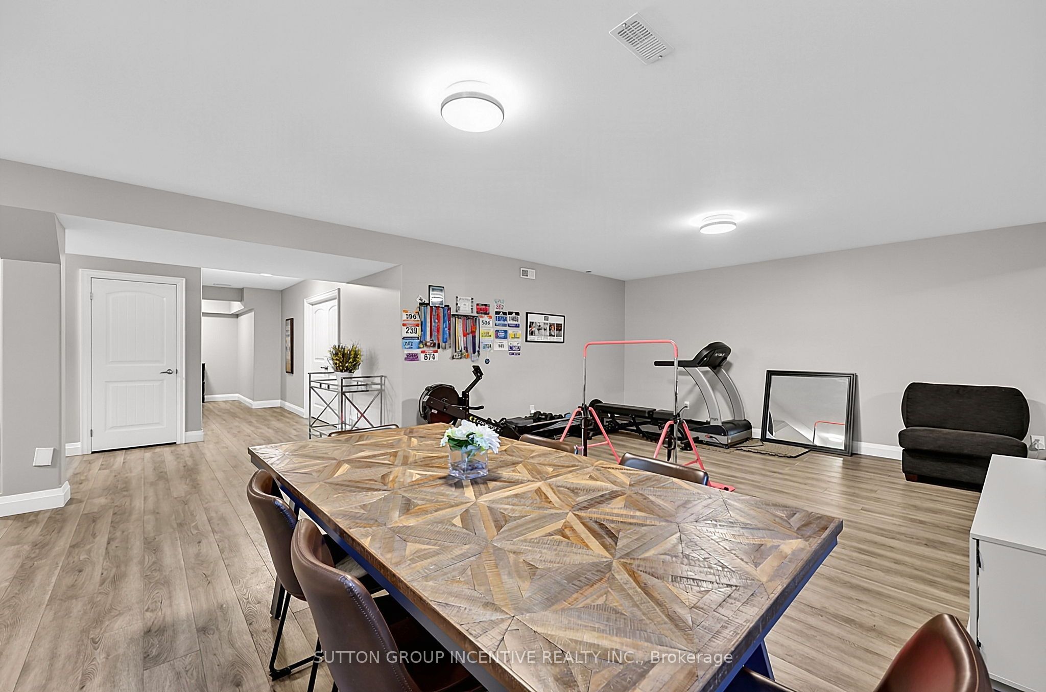 18 Wendat Trail Property Photo 45