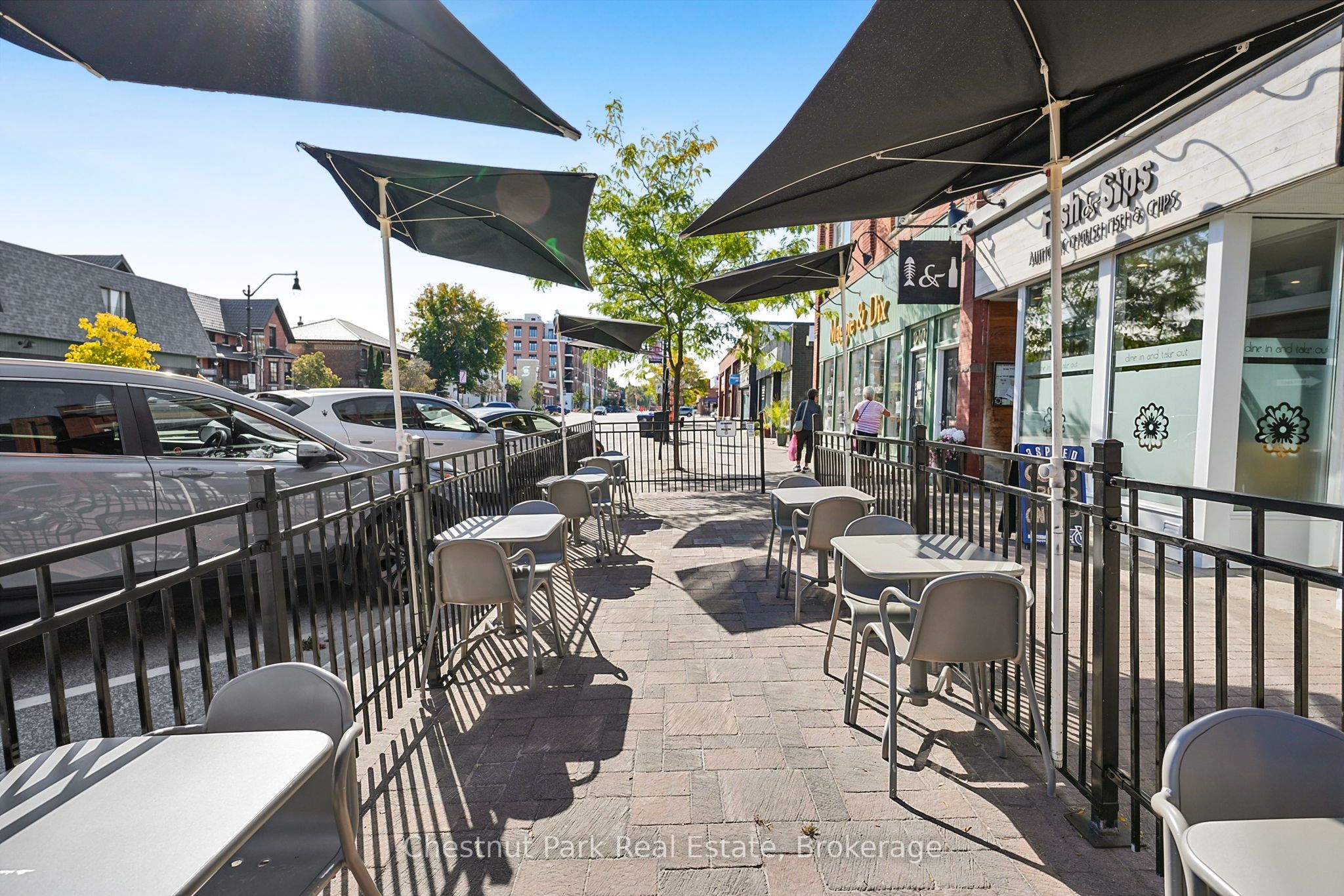202-204-206 Hurontario Street Property Photo 8