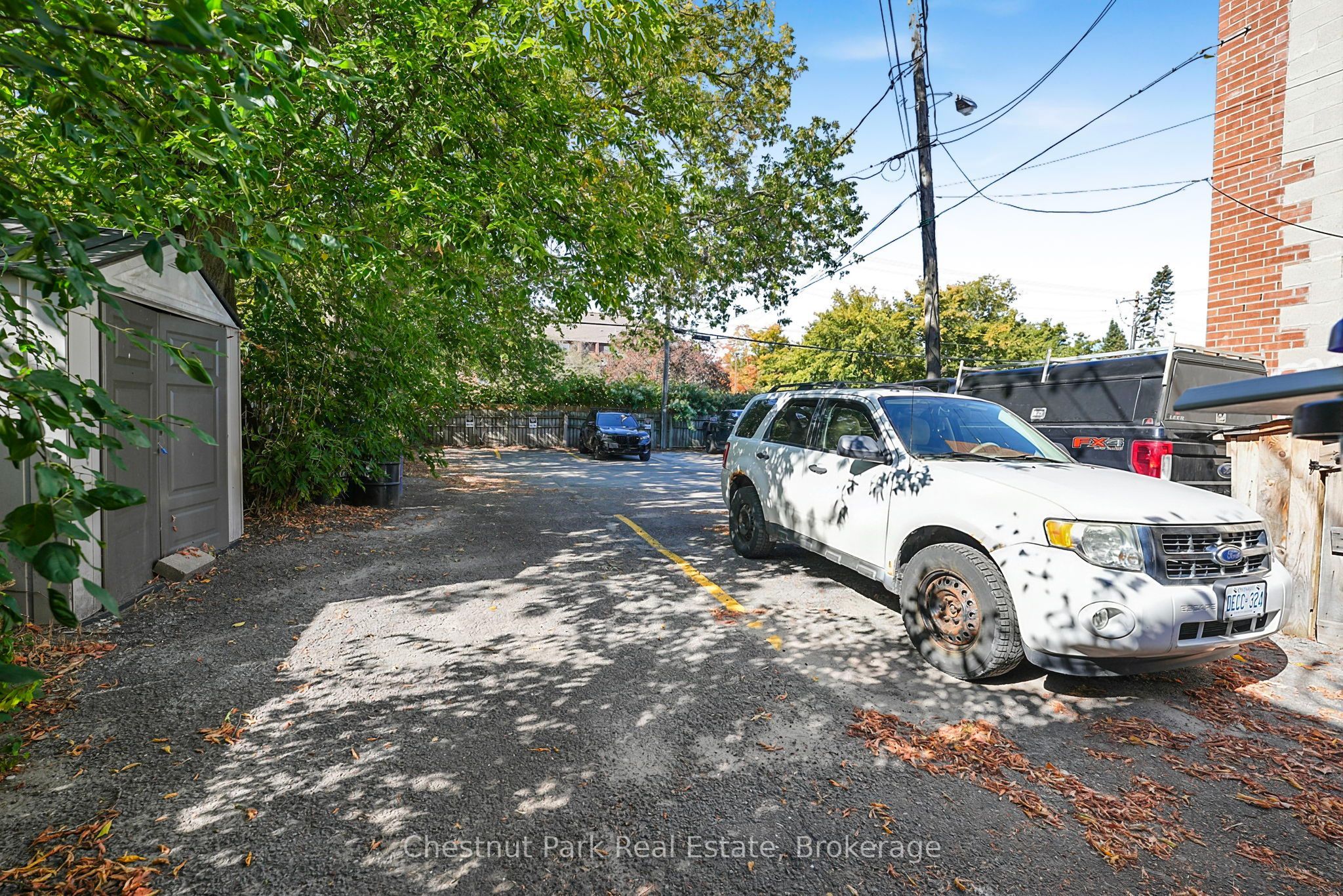 202-204-206 Hurontario Street Property Photo 12