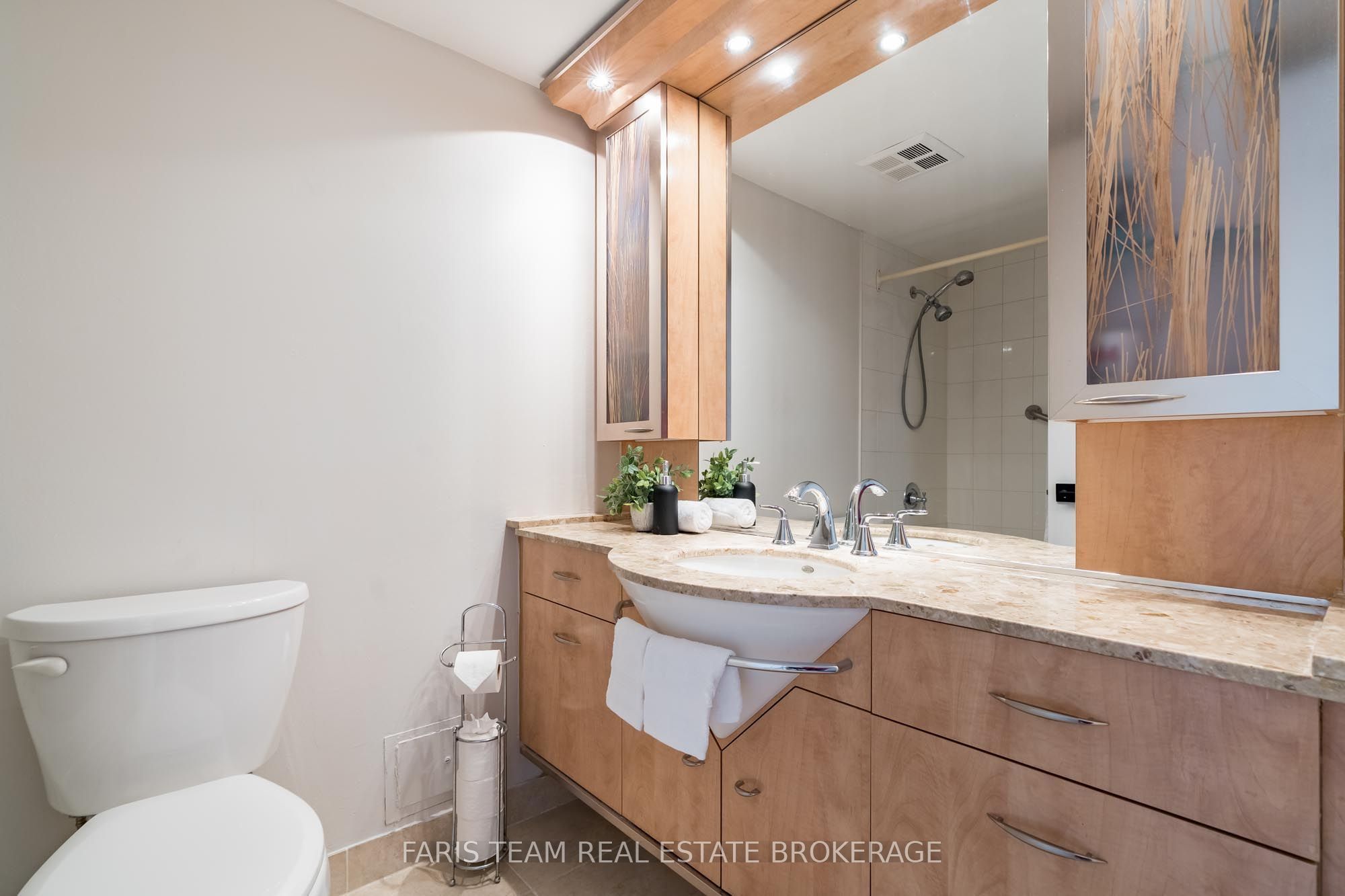 150 Dunlop Street E 1508 Property Photo 11