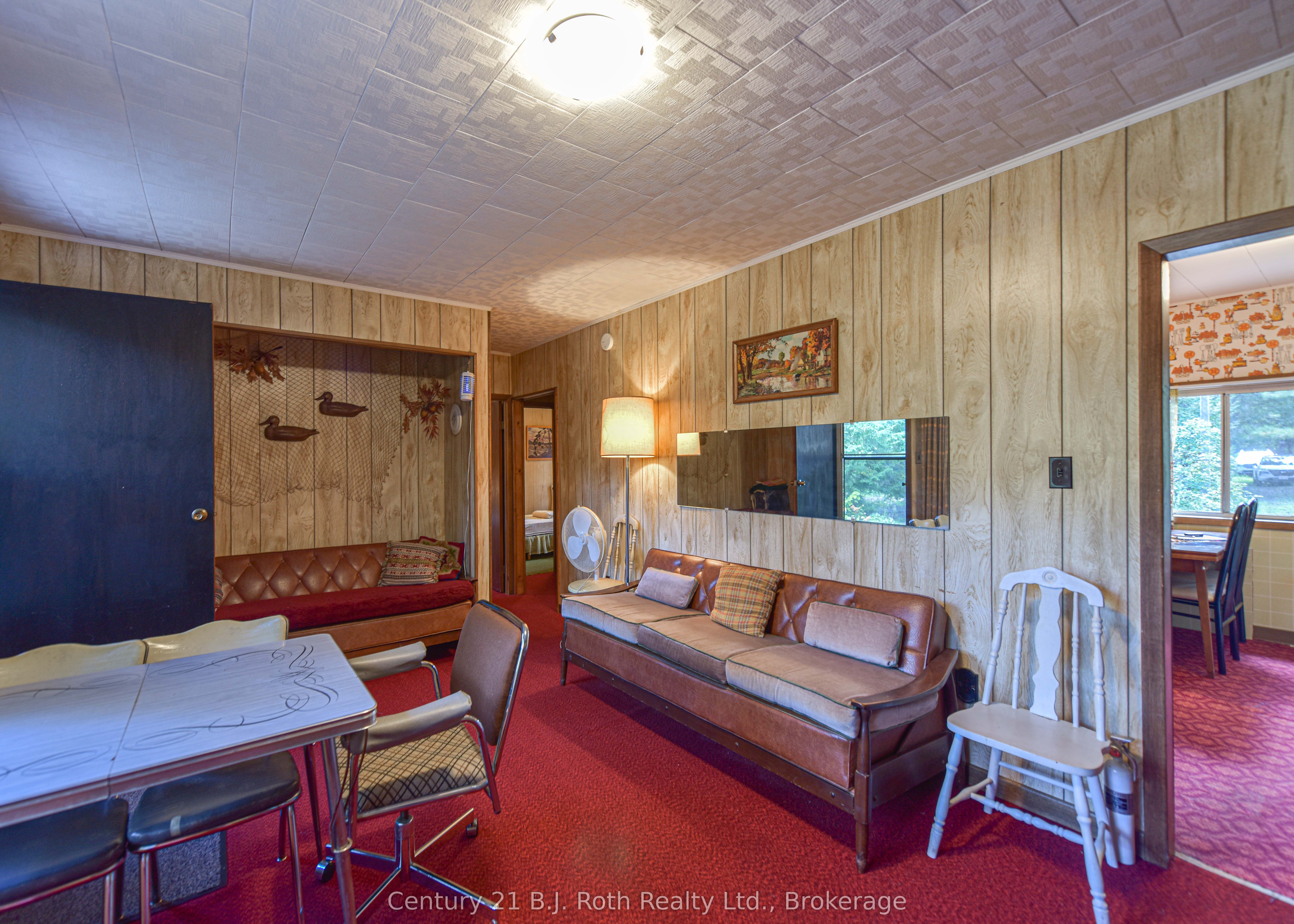6571 Pioneer Village Lane Property Photo 12