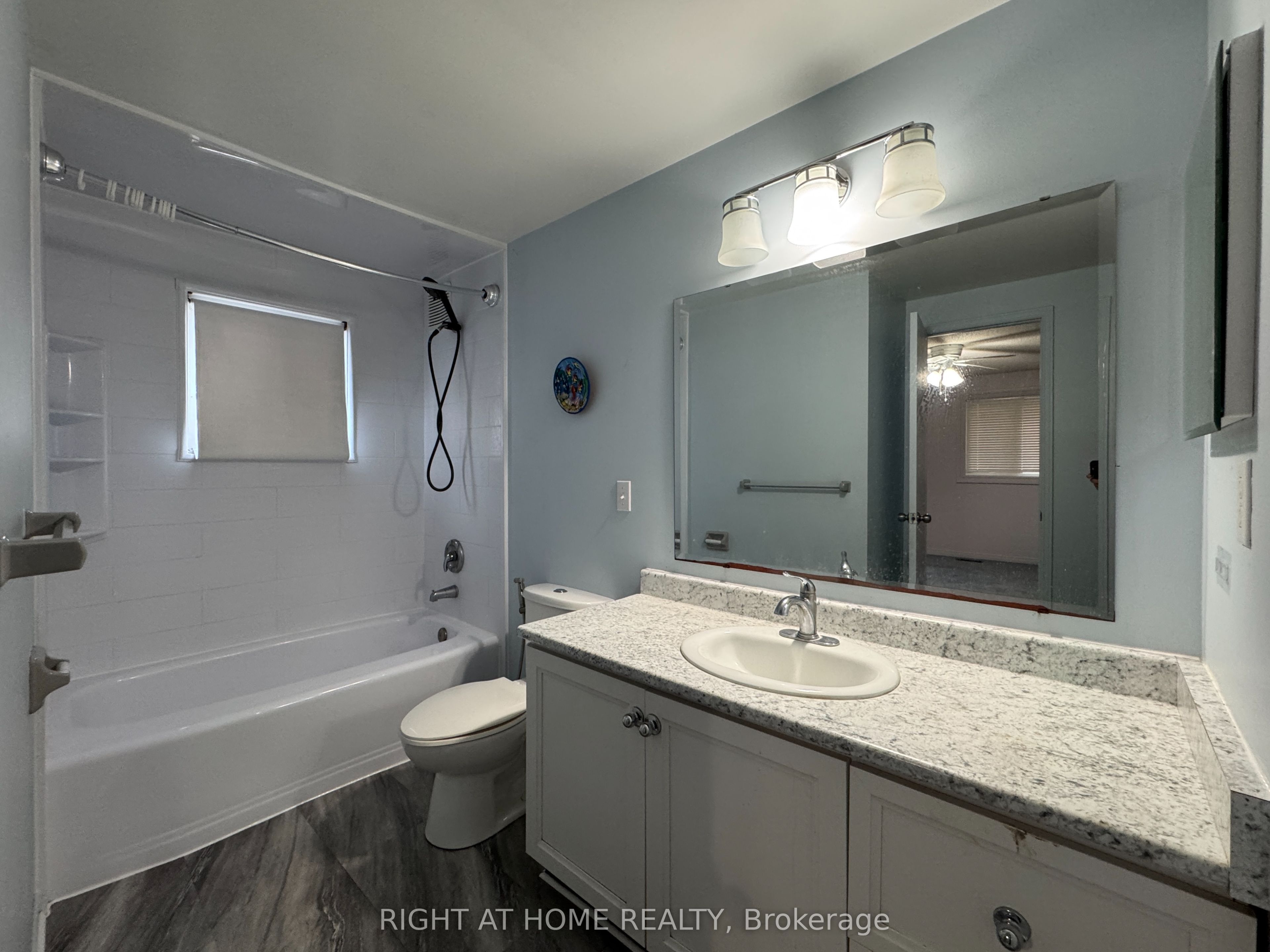 6 Hickling Trail Property Photo 7