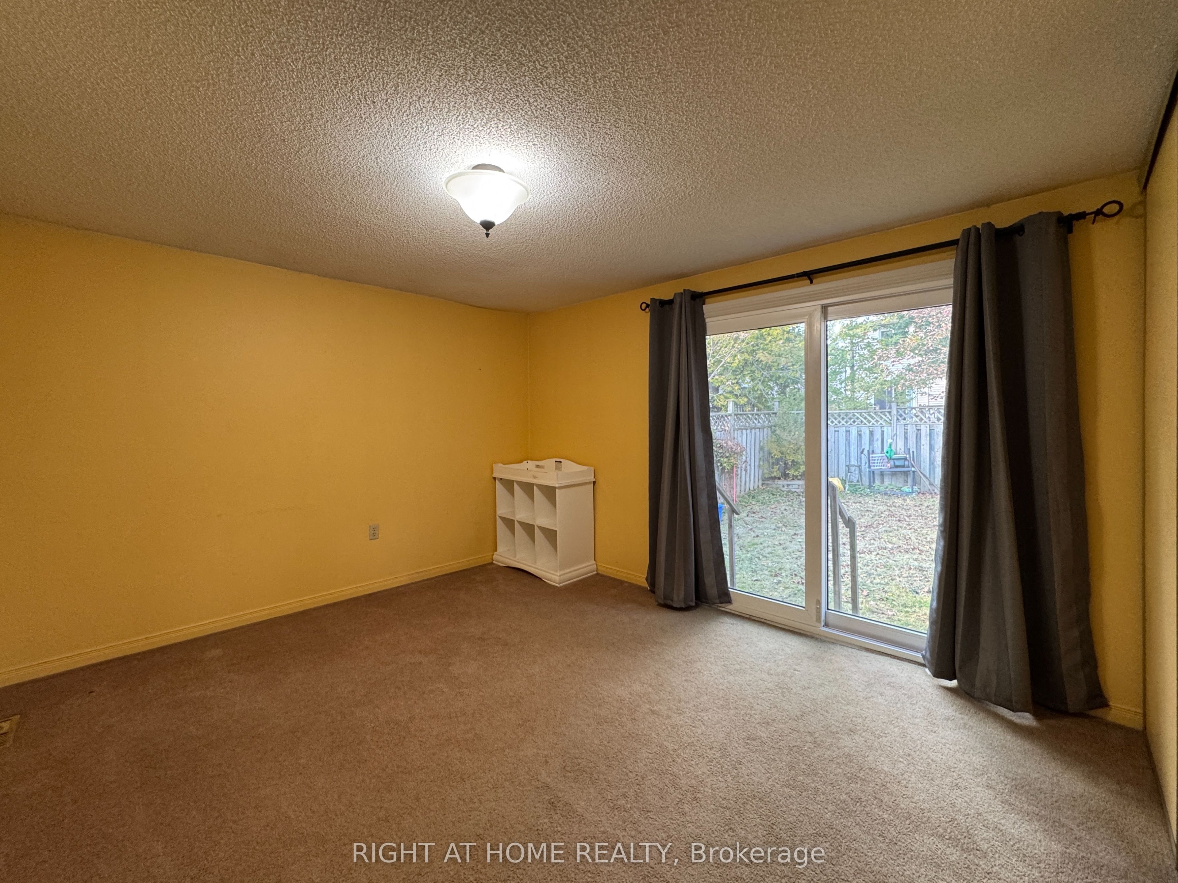 6 Hickling Trail Property Photo 8