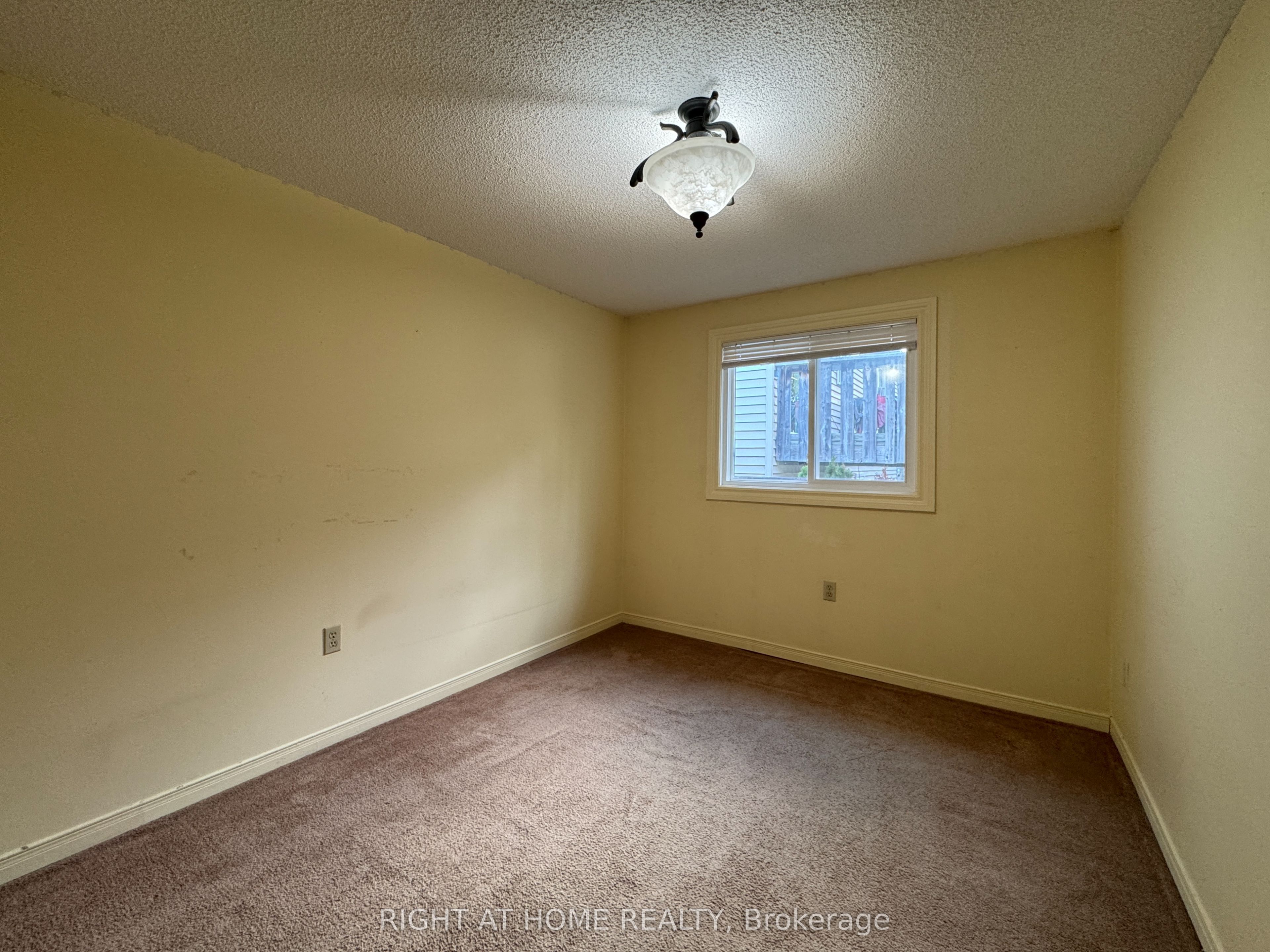 6 Hickling Trail Property Photo 9