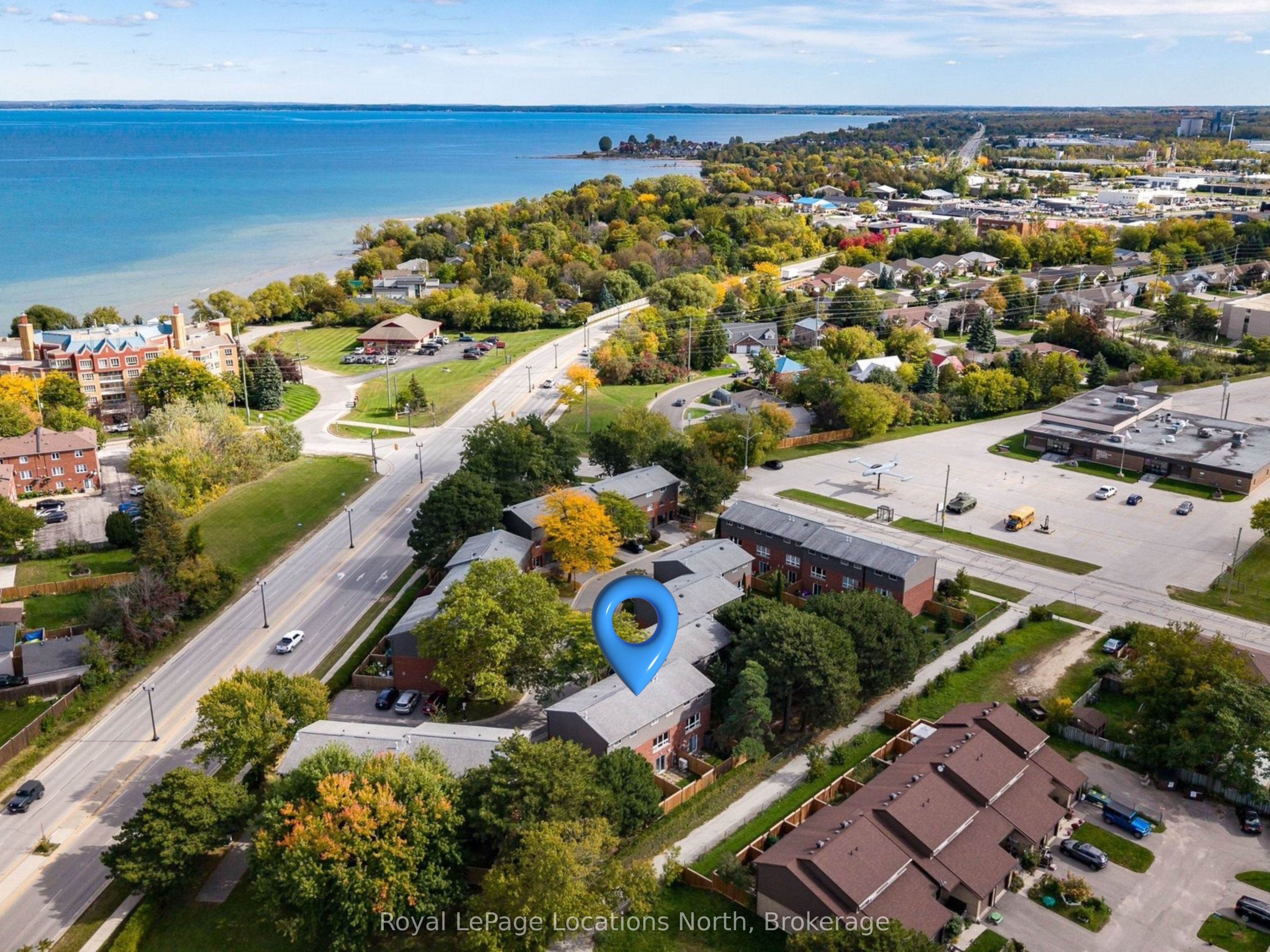 467 Ontario Street Property Photo 8