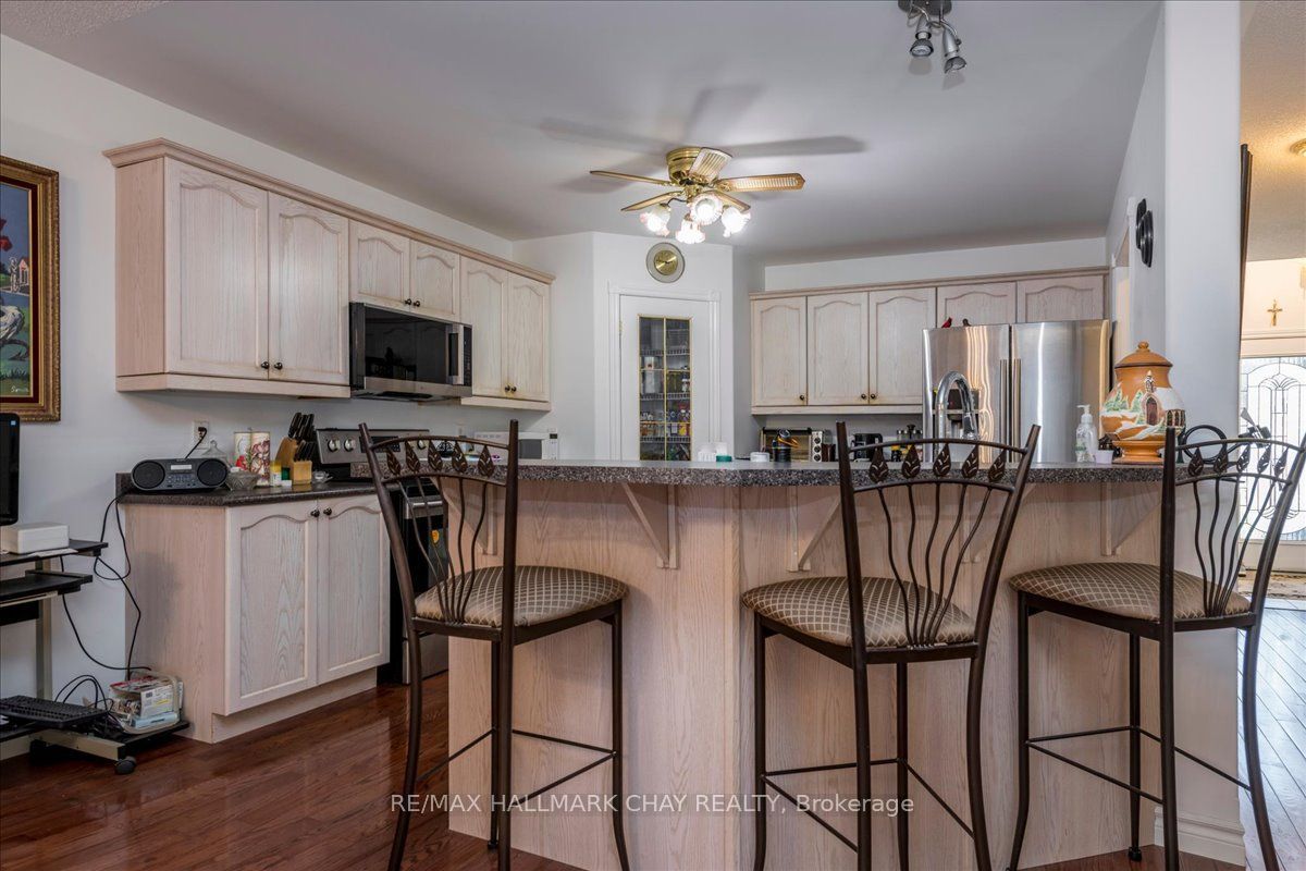 245 Pringle Drive Property Photo 6