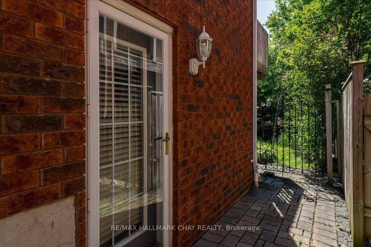 245 Pringle Drive Property Photo 23
