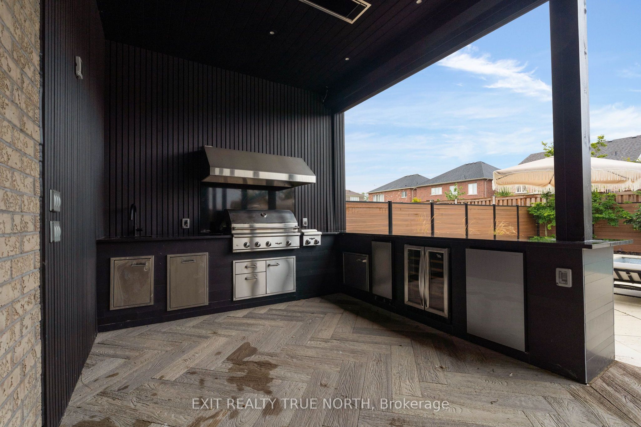 106 Rugman Crescent Property Photo 11