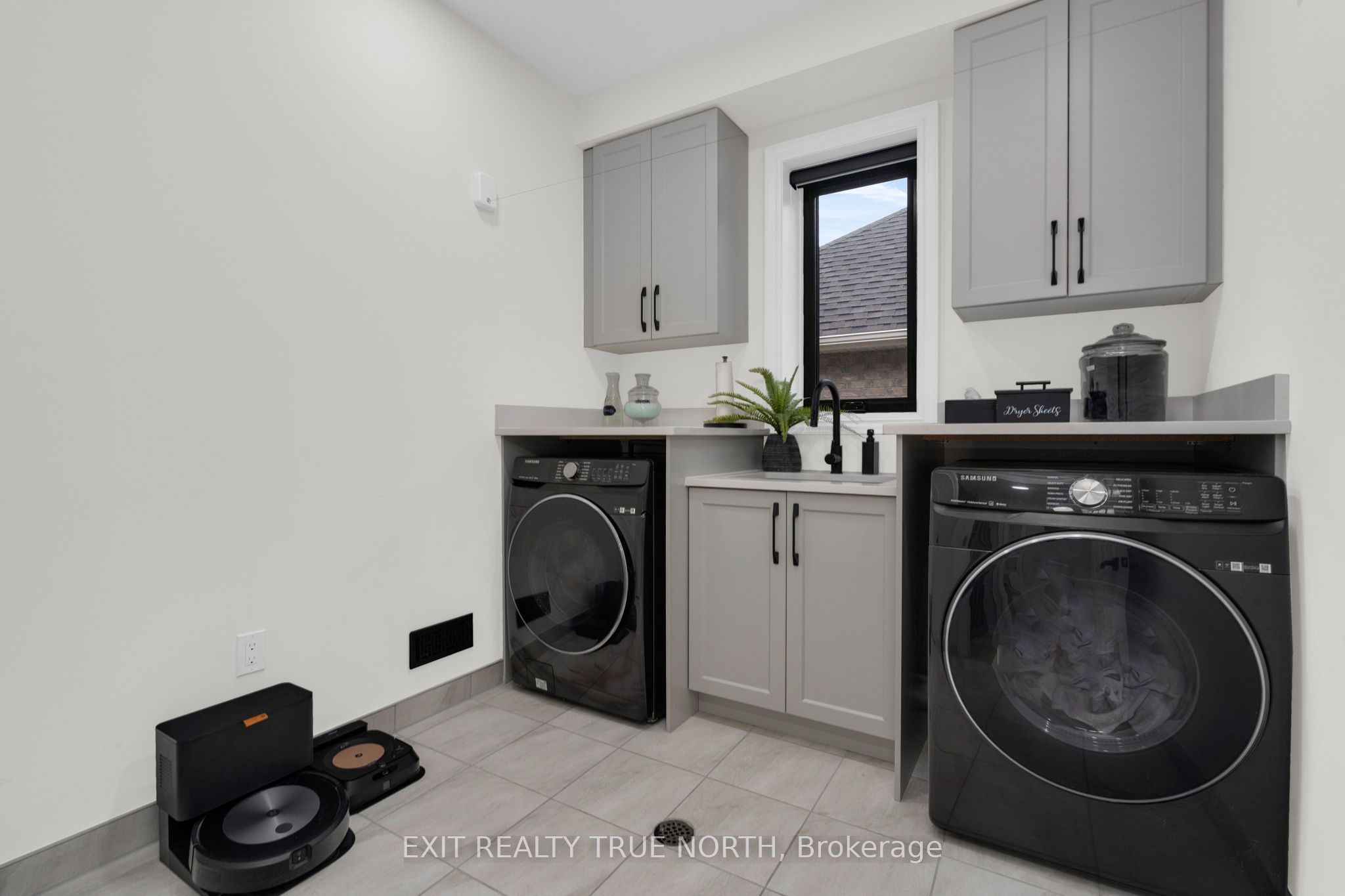 106 Rugman Crescent Property Photo 43