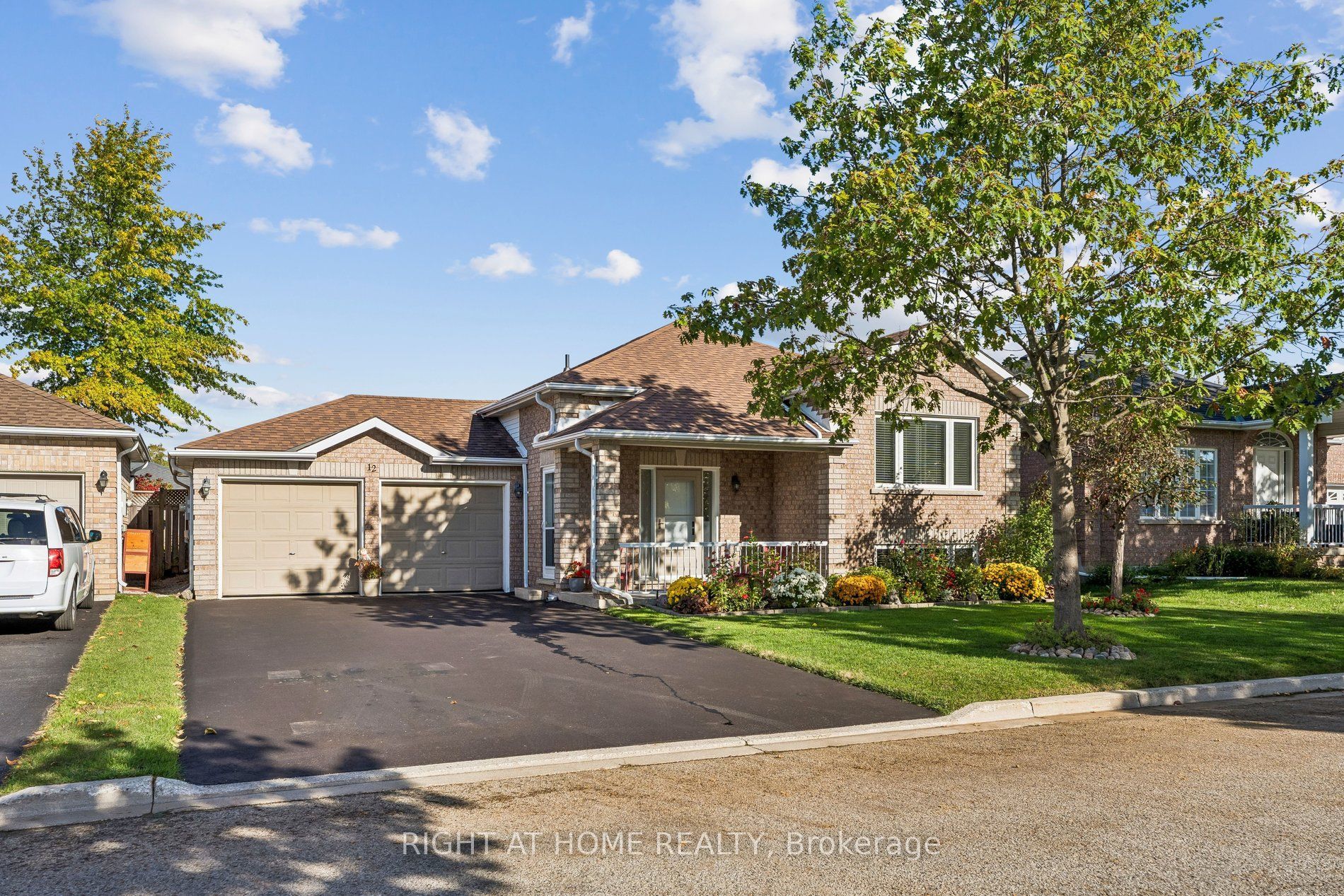 12 Player Drive Property Photo 2