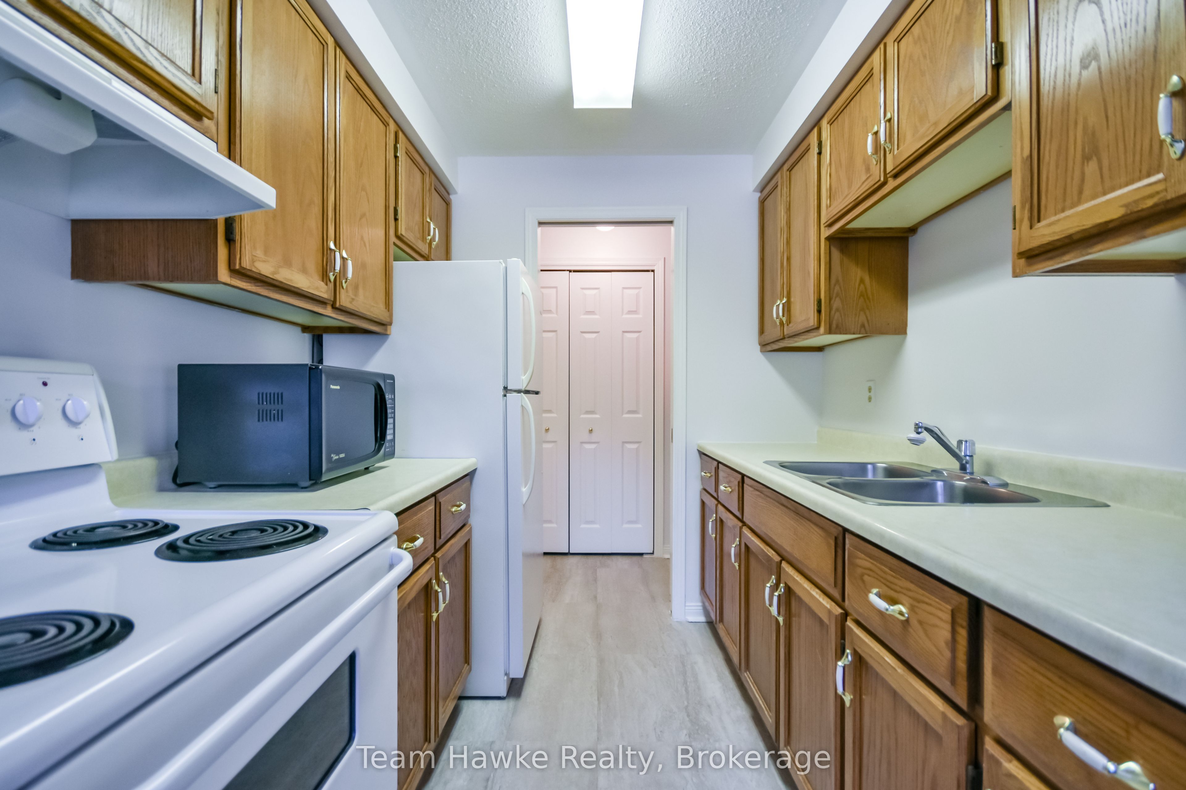 157 Church Street 15 Property Photo 13