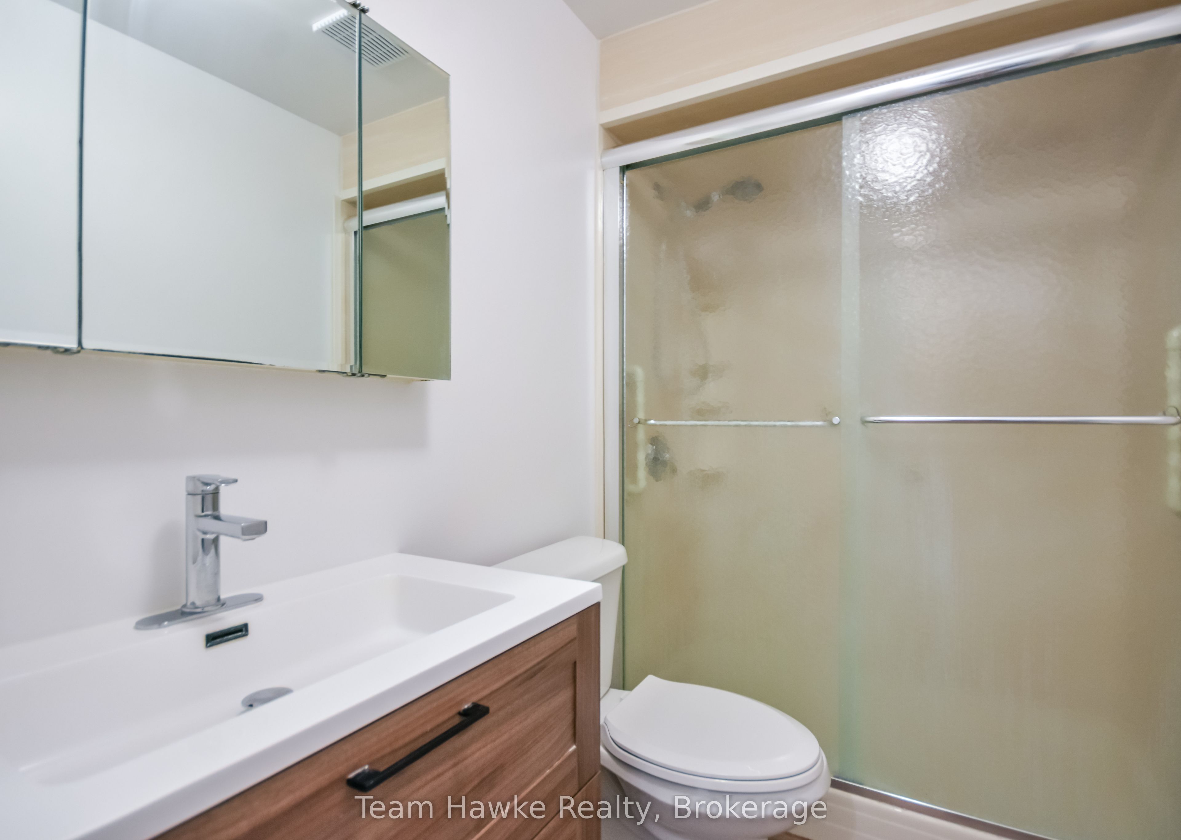 157 Church Street 15 Property Photo 28