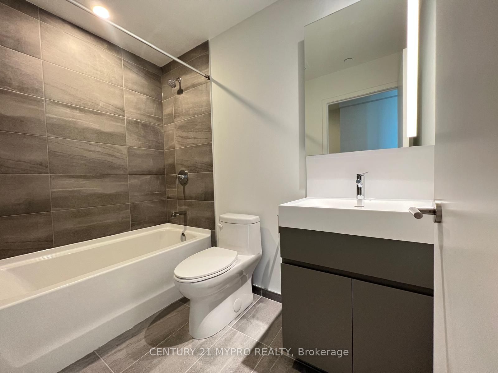 39 Mary Street 1412 Property Photo 11