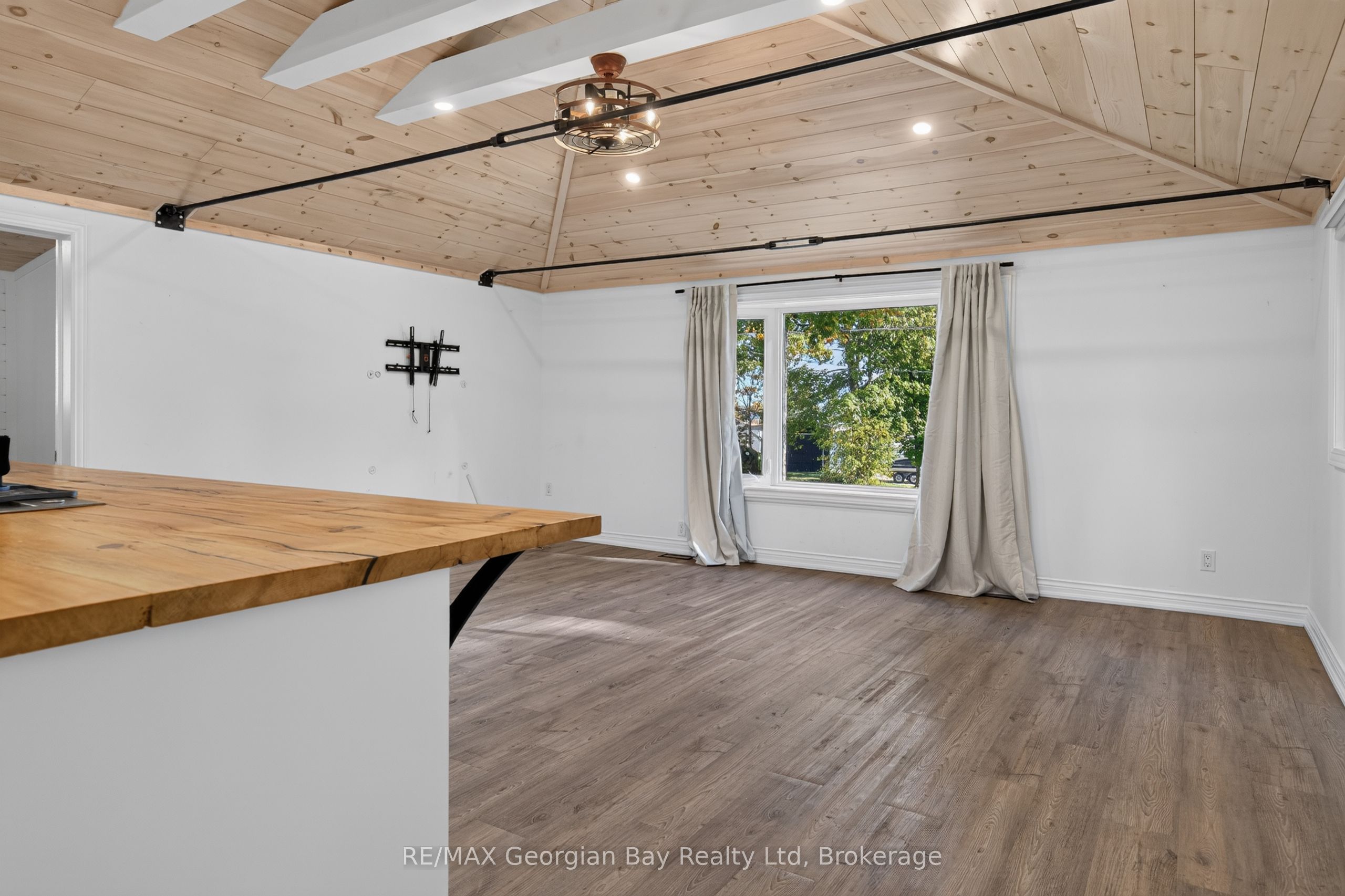 18 Sallows Drive Property Photo 10