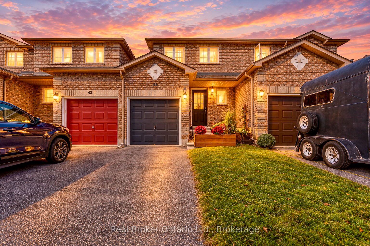 44 Monarchy Street Property Photo 1