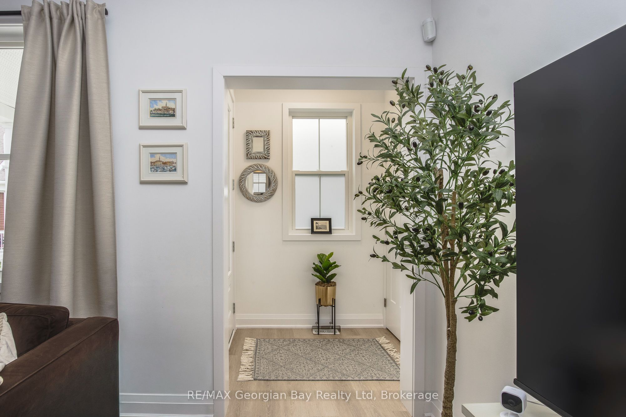 16 Danielle Crescent Property Photo 8