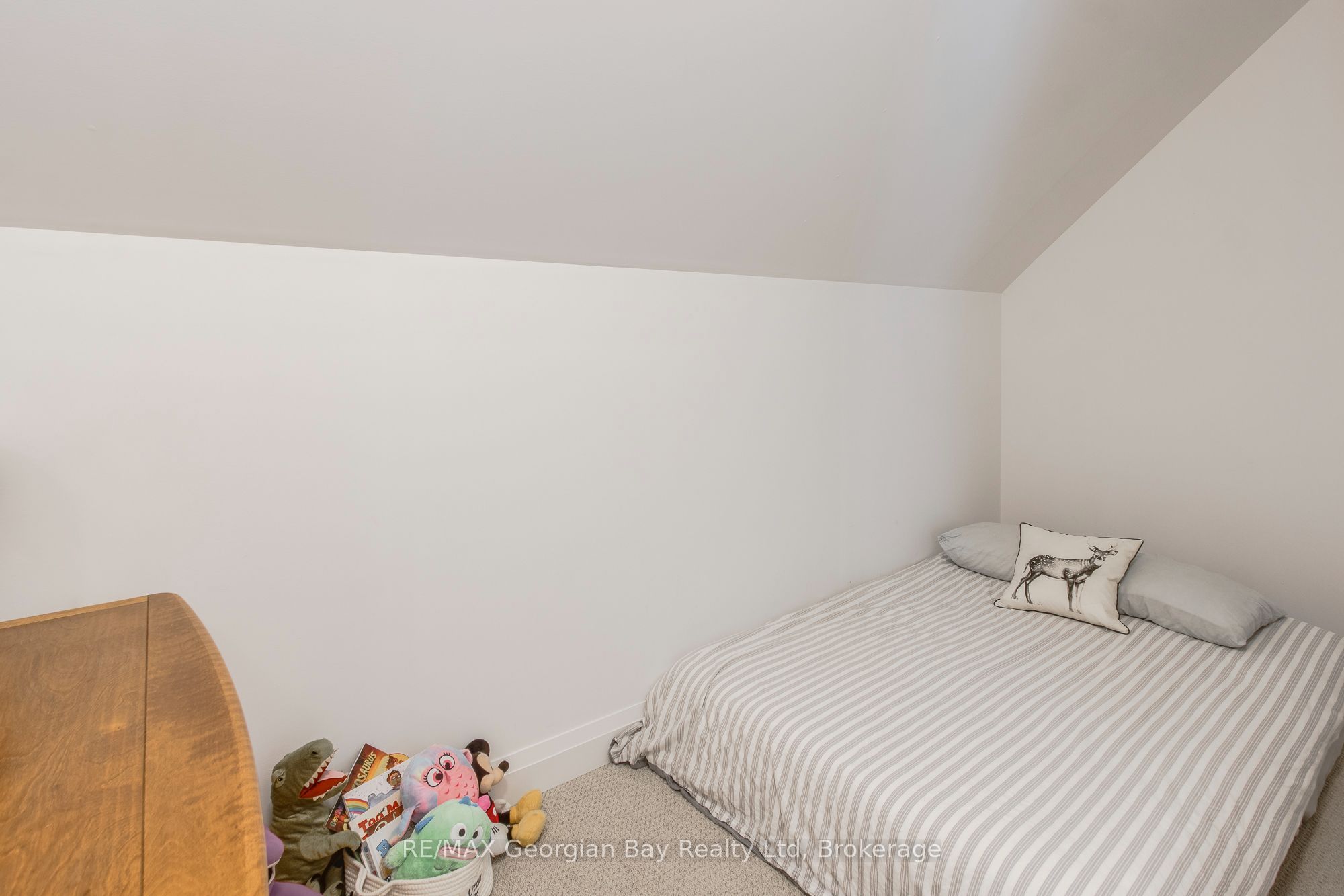 16 Danielle Crescent Property Photo 32