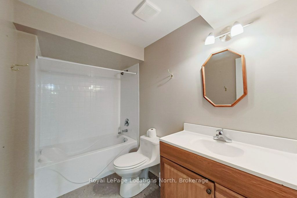 52 Thomas Drive Property Photo 9