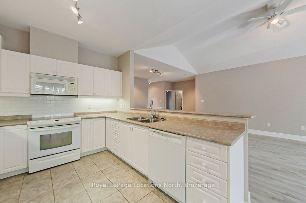 52 Thomas Drive Property Photo 20