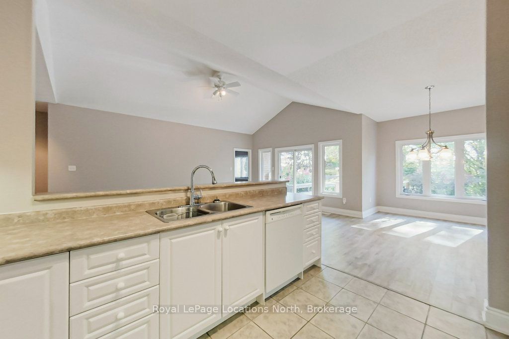 52 Thomas Drive Property Photo 21