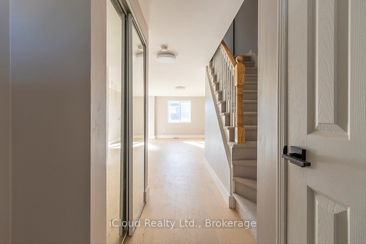 184 Madelaine Drive Property Photo 4