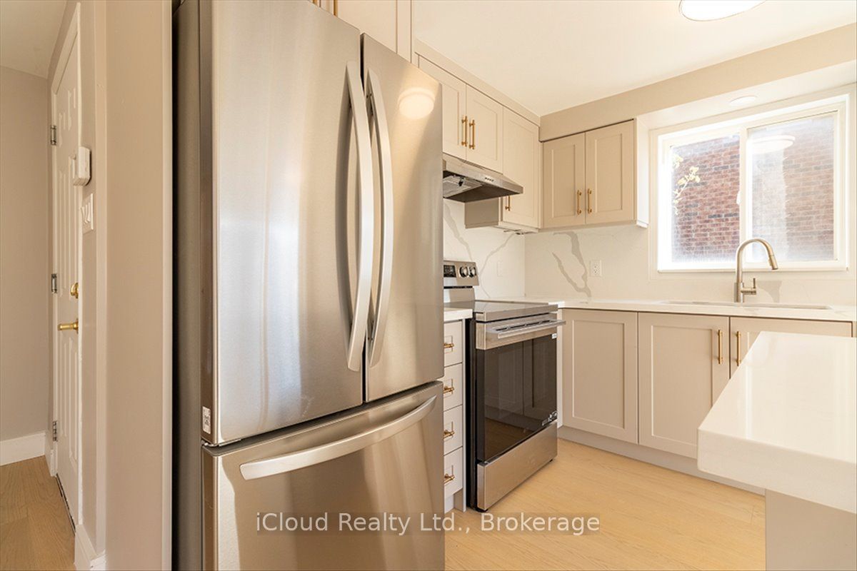 184 Madelaine Drive Property Photo 16