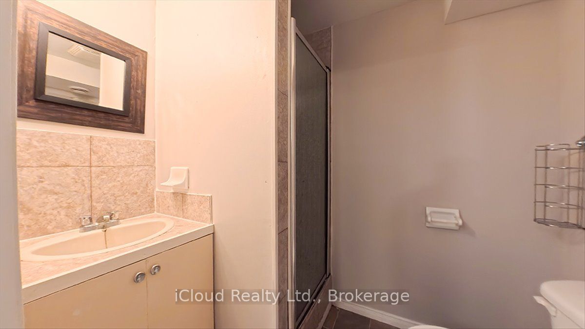 184 Madelaine Drive Property Photo 19