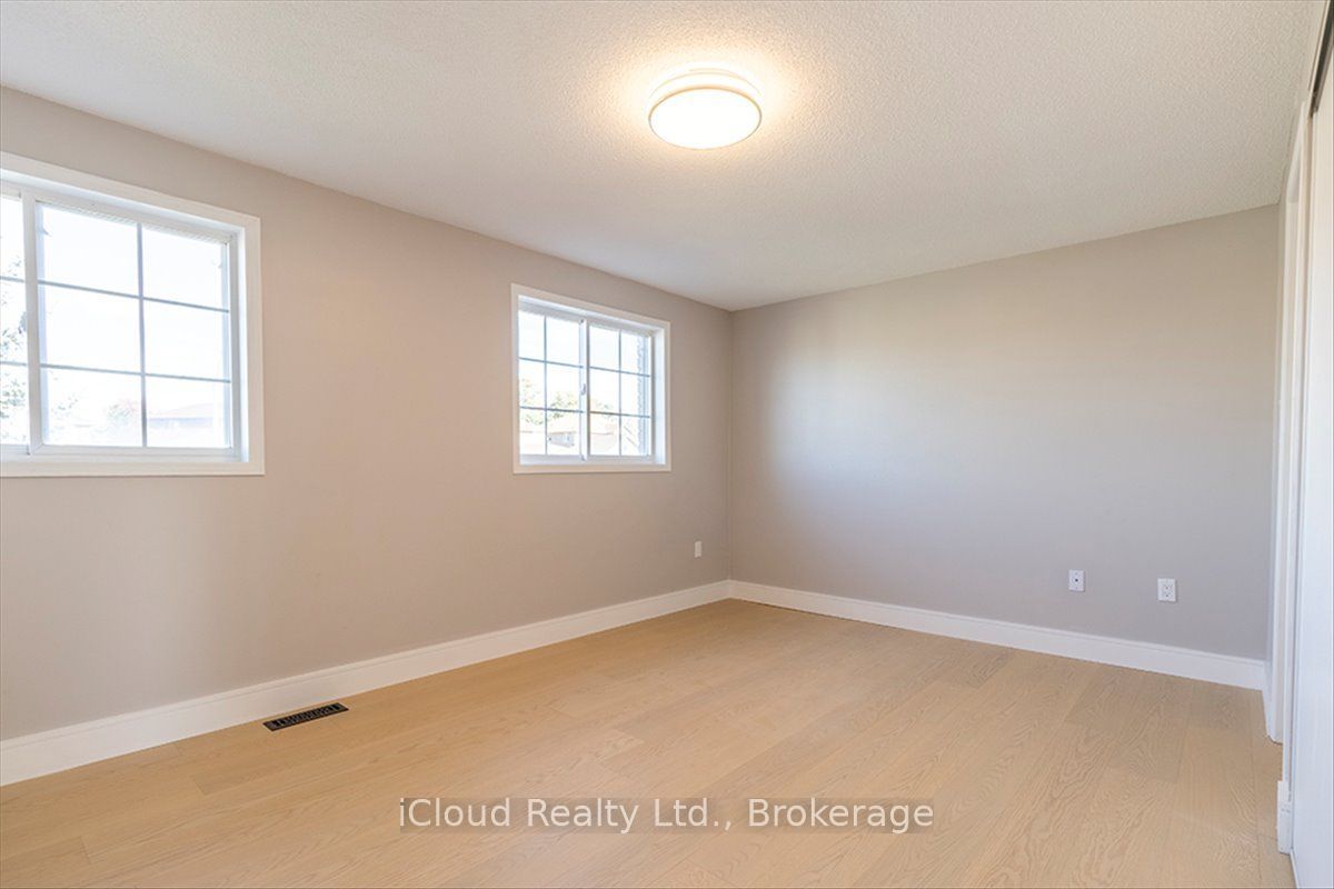 184 Madelaine Drive Property Photo 29