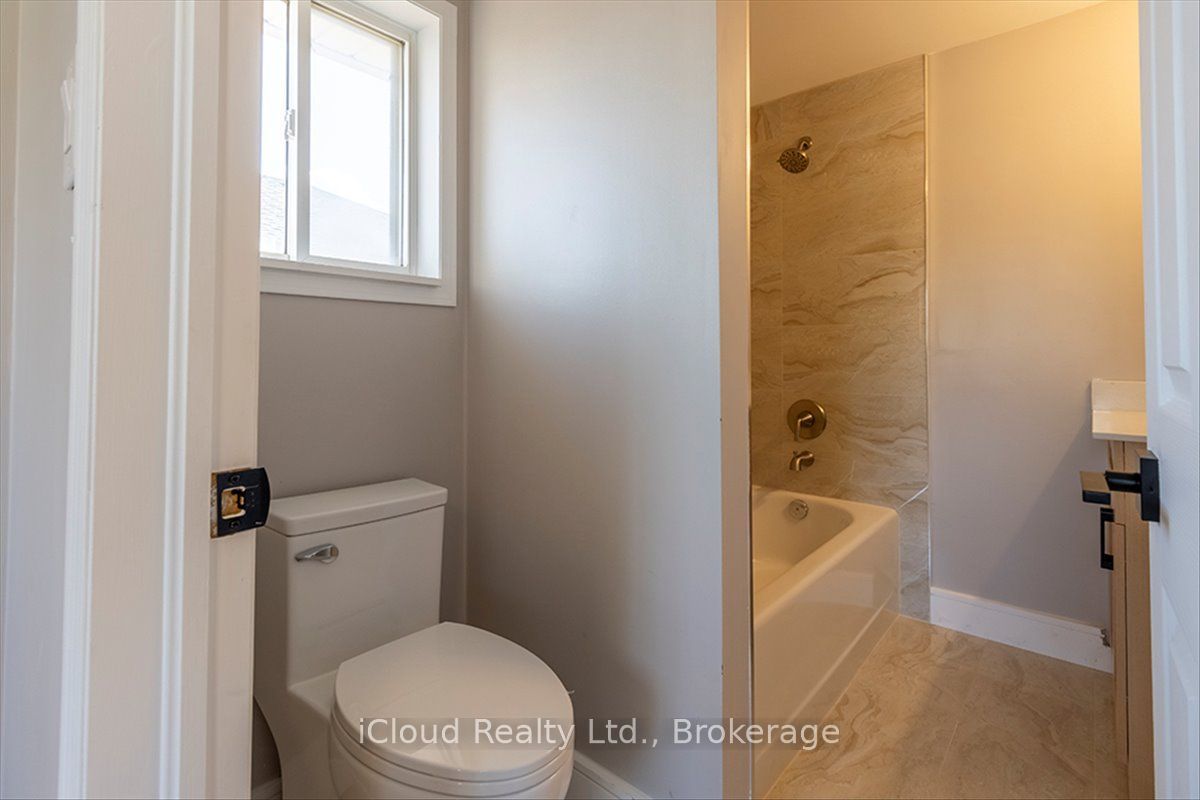 184 Madelaine Drive Property Photo 33