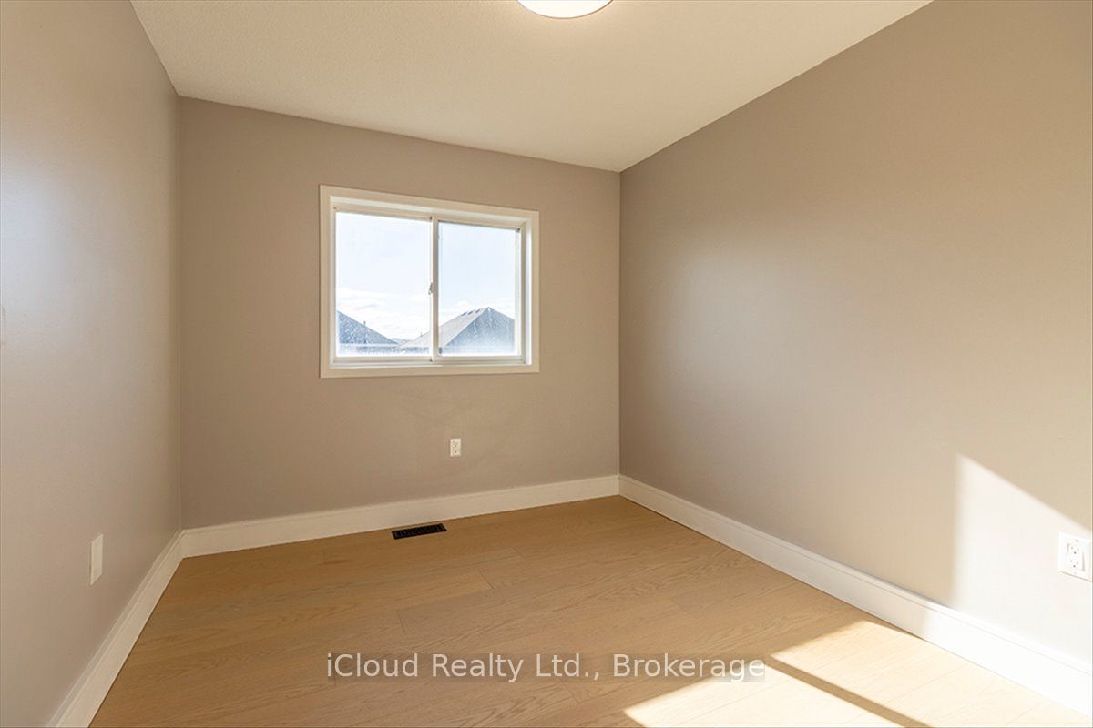 184 Madelaine Drive Property Photo 38