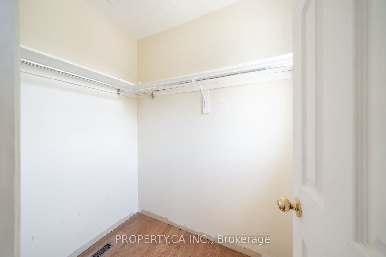 51 Leggott Avenue Property Photo 20
