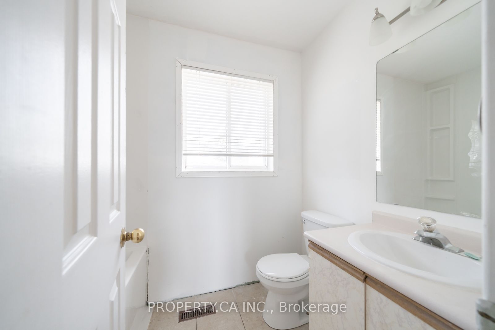 51 Leggott Avenue Property Photo 21