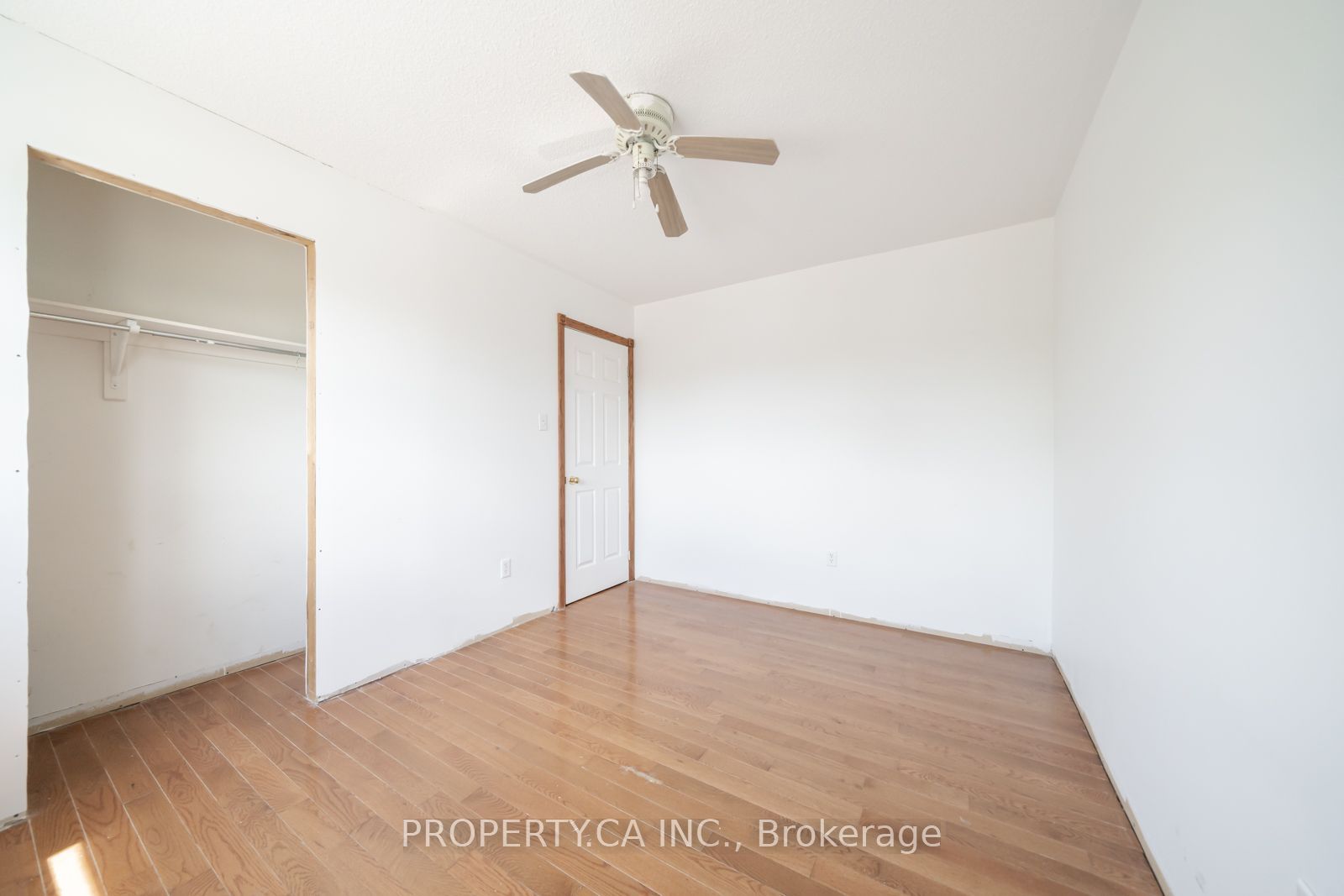 51 Leggott Avenue Property Photo 25